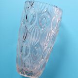 Vase vintage en verre lourd clair par Rudolfova Huť / République tchèque / années 1960