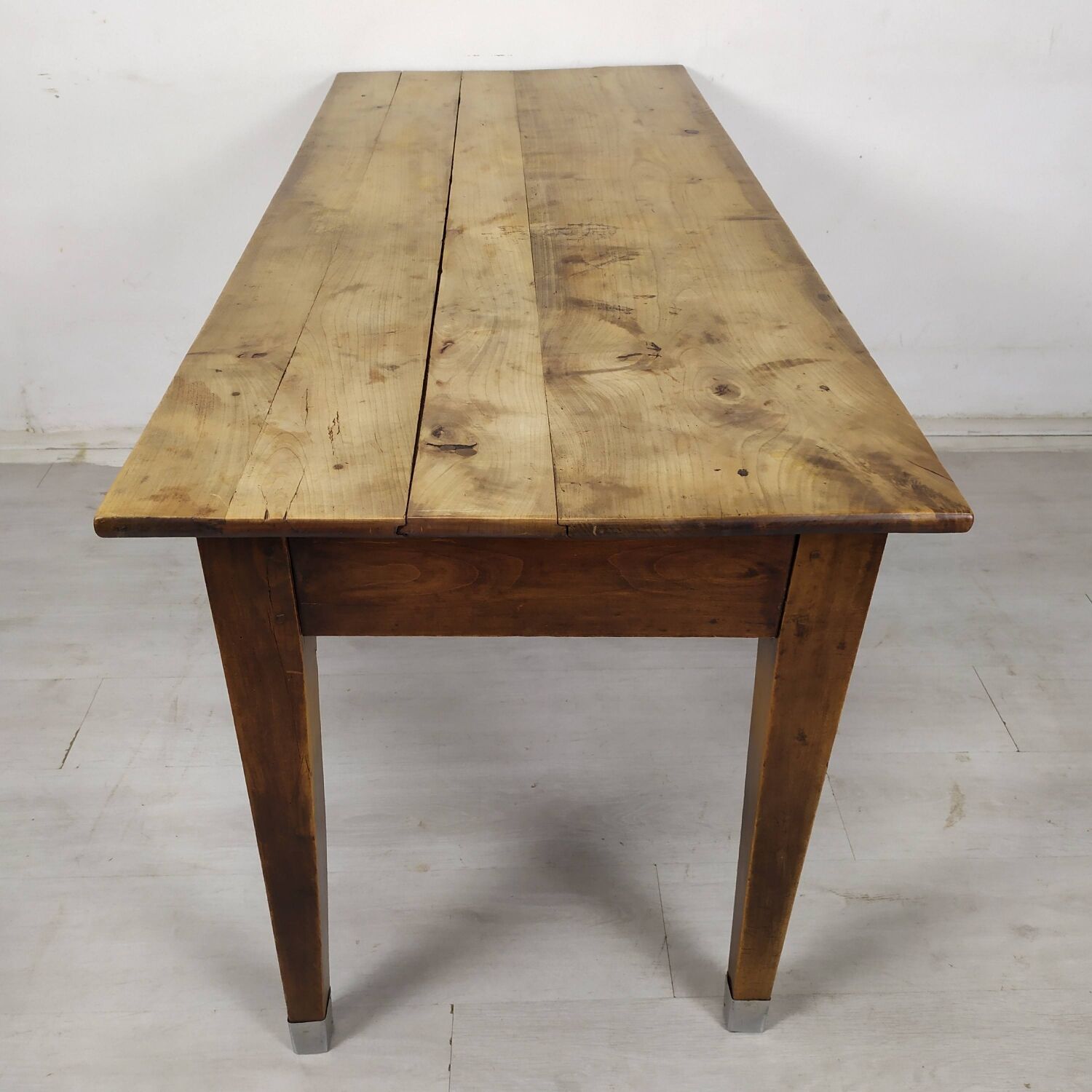 Table de ferme bistrot