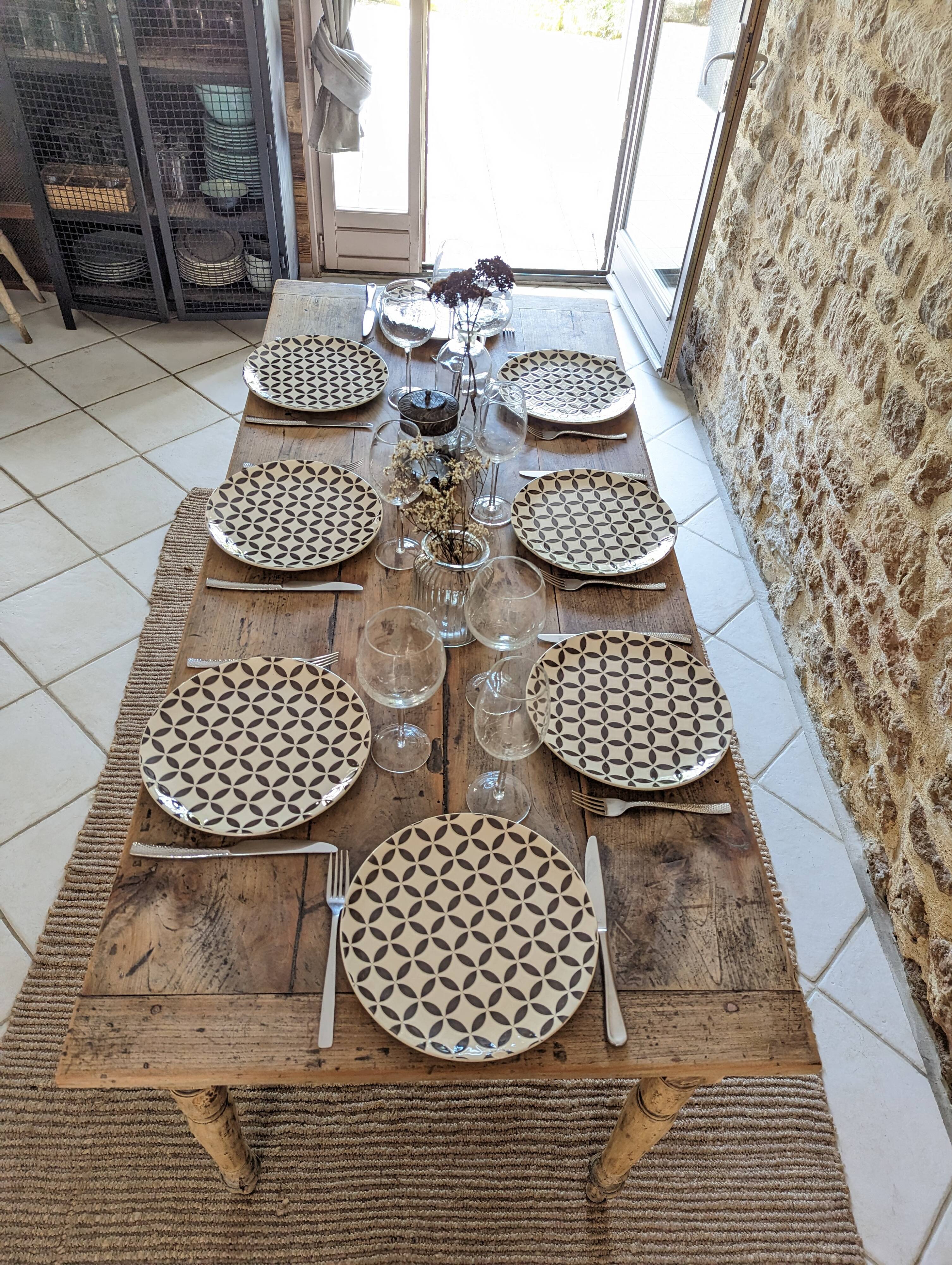 Farmhouse table