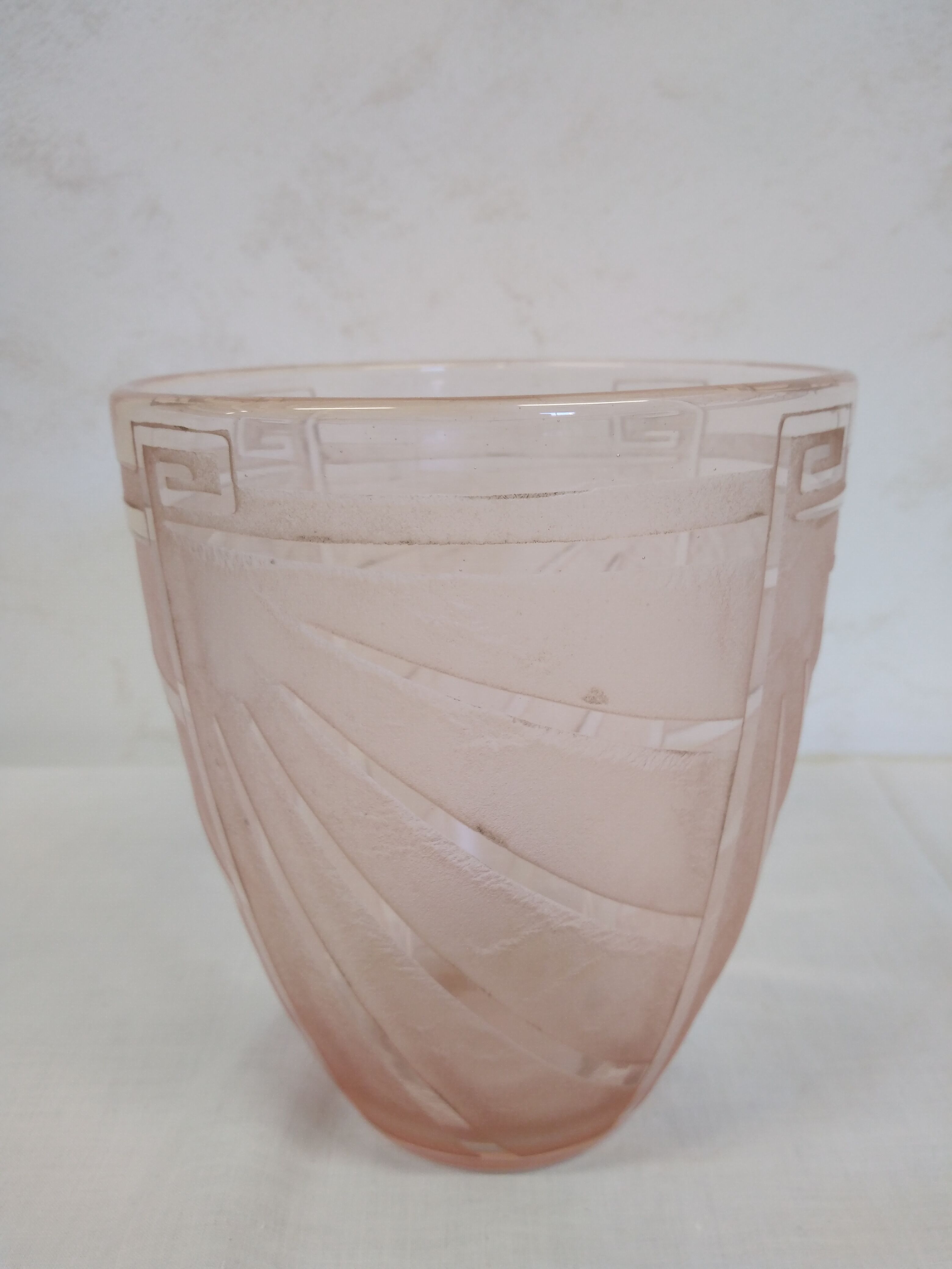 Schneider art deco ice vase