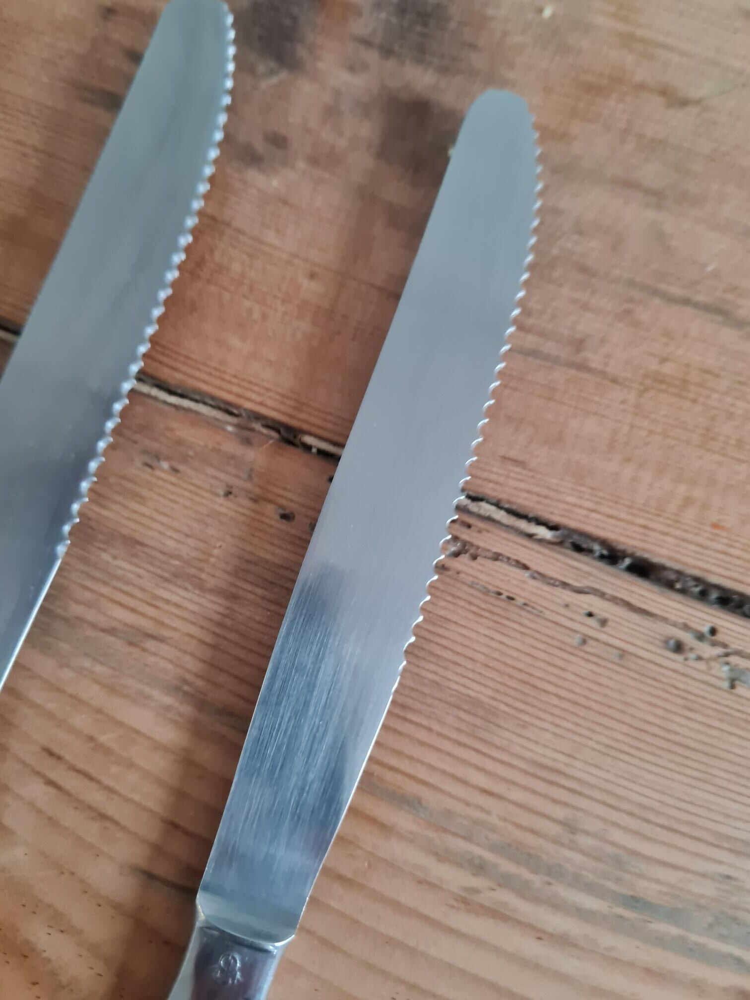 Couteaux en inox vintage