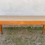Table bistrot en bois plateau en hetre vernis mat 2 m  x 0,67 m