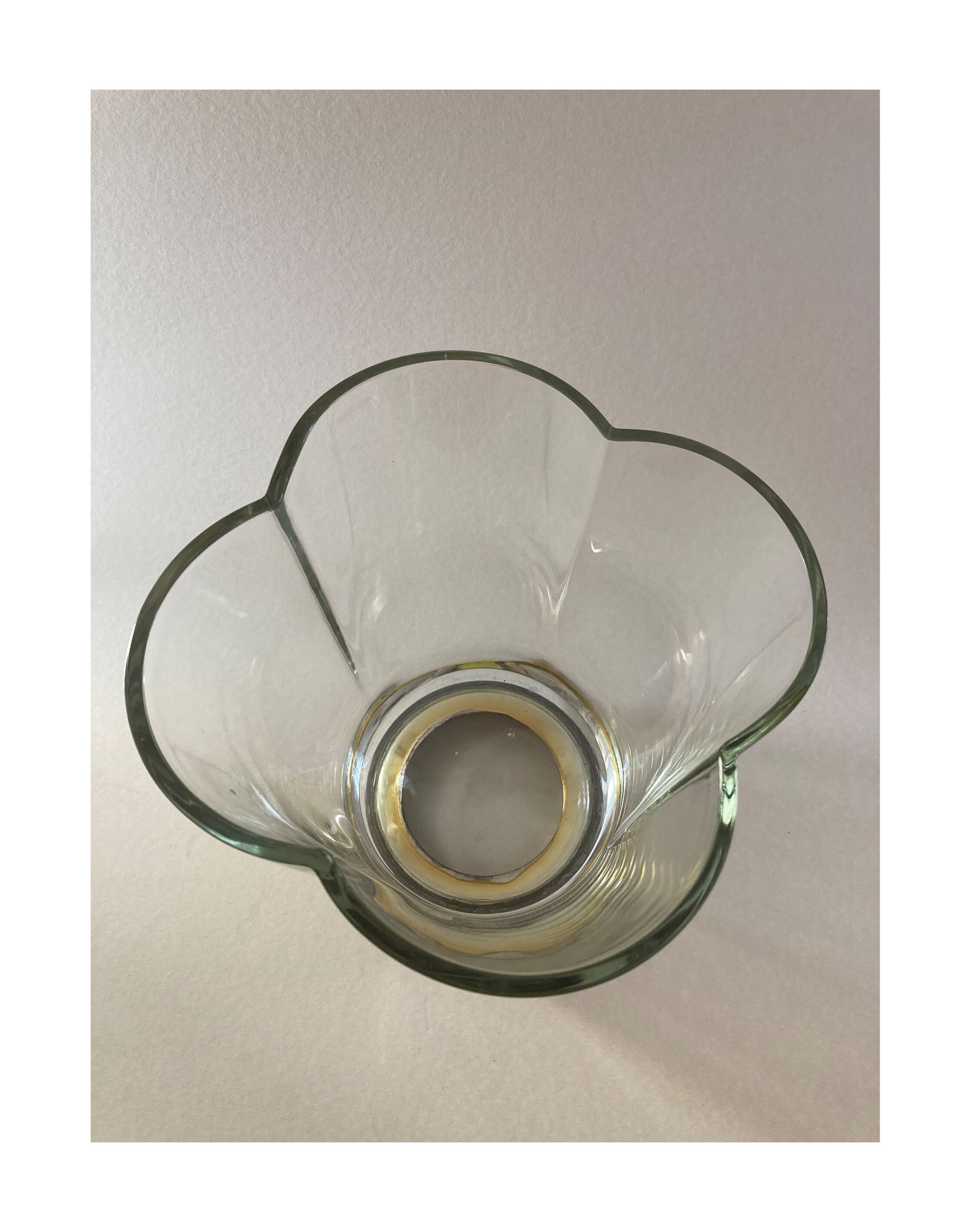 Glass vase