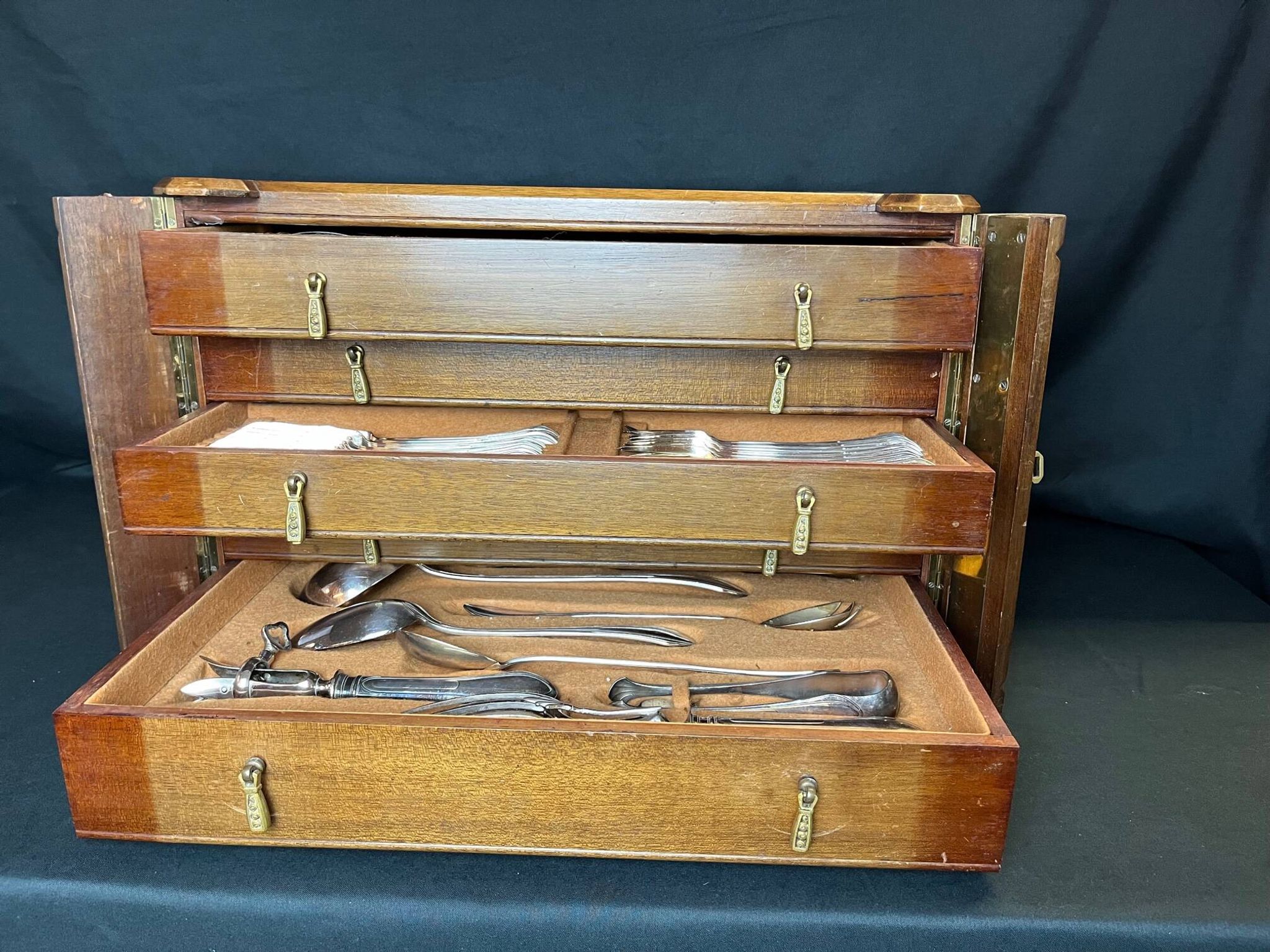 Art Deco important silver-plated metal cutlery set with wooden box Perrin early 20th century