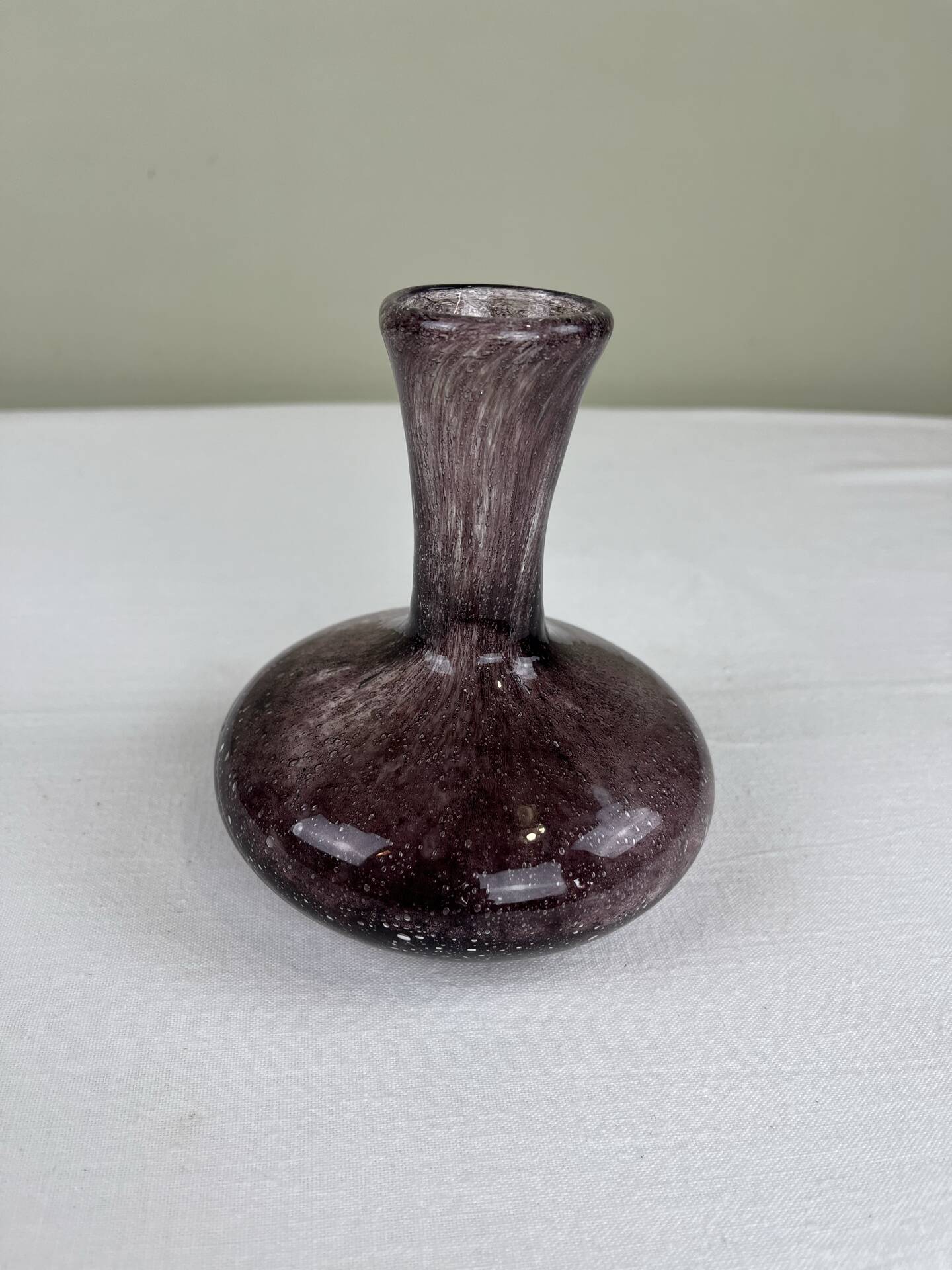 Vintage bubble glass soliflore vase in mauve/lilac.
