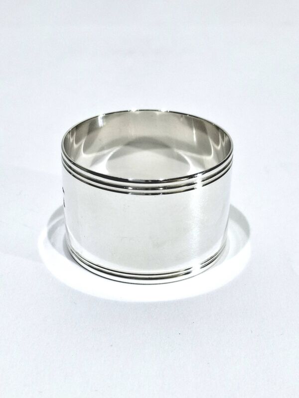 Christofle - rond de serviette en argent modèle cluny