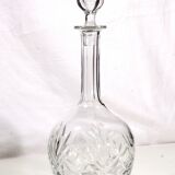 Carafe en cristal taillé de Saint-Louis, modèle Chantilly, n°144, France