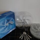 6 oyster plates and its 6 embossed glass forks, 1970s