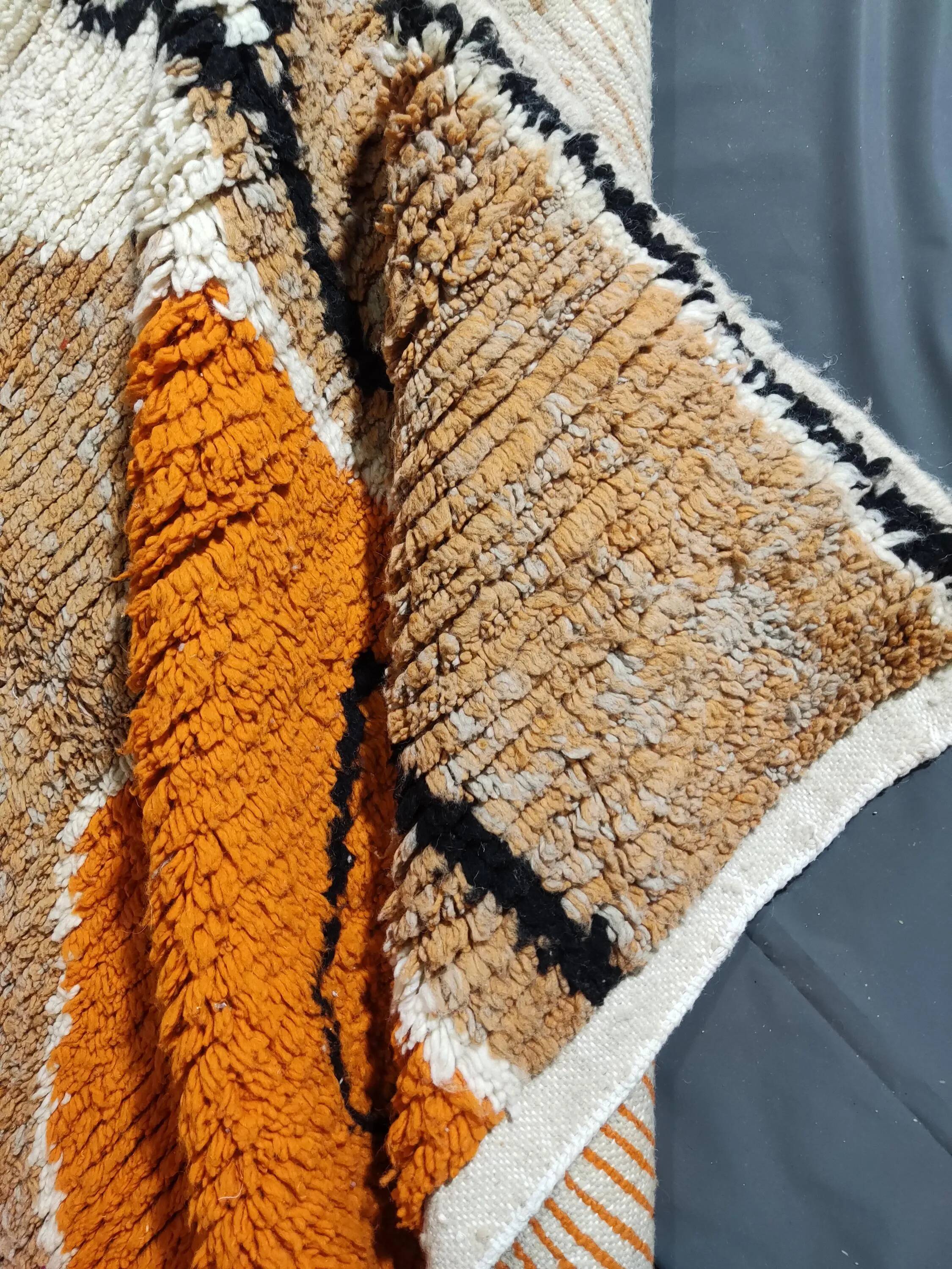 Handmade traditional carpet 250cm x 150cm Moroccan