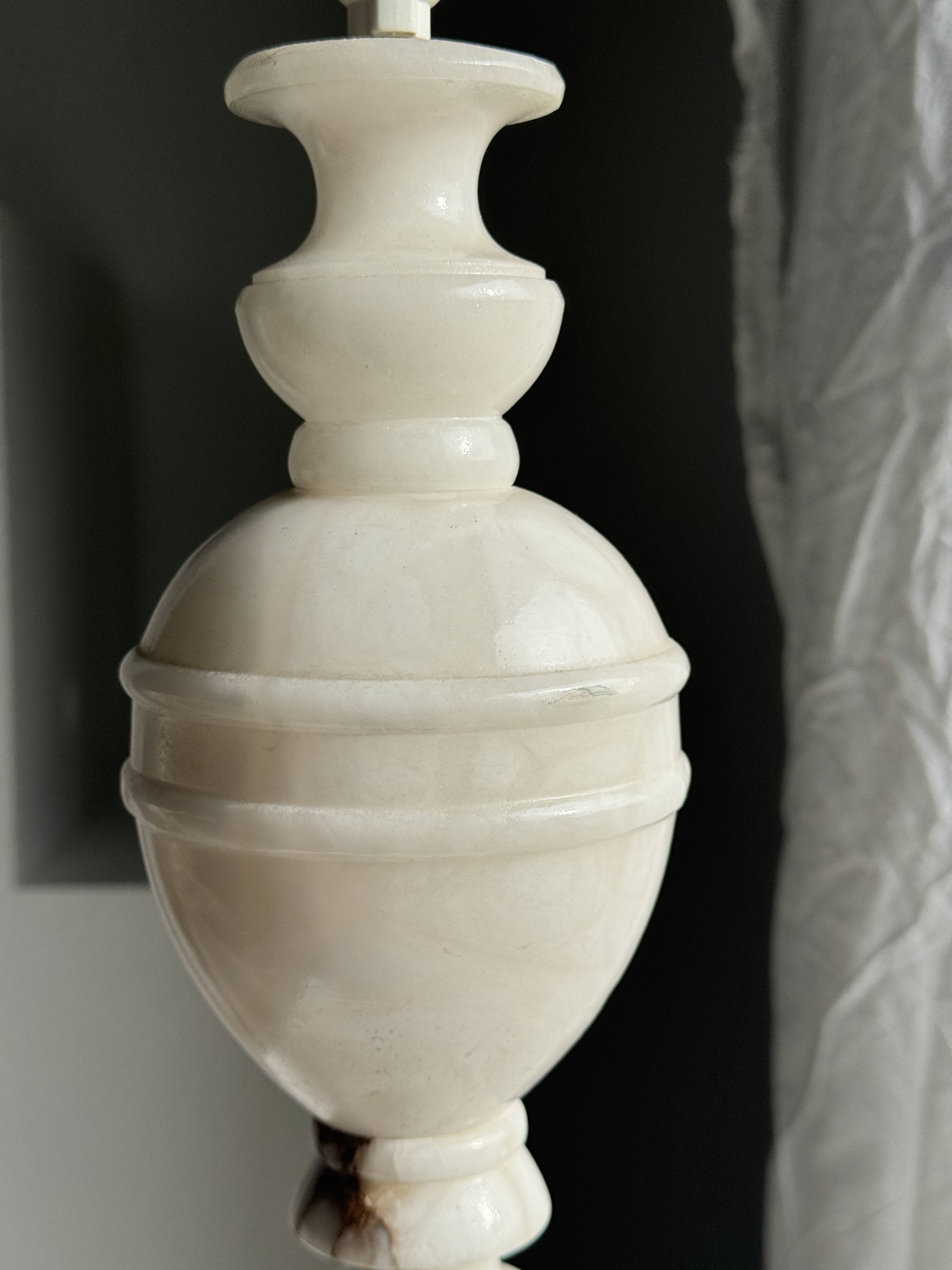 Large alabaster lamp base H41 D11