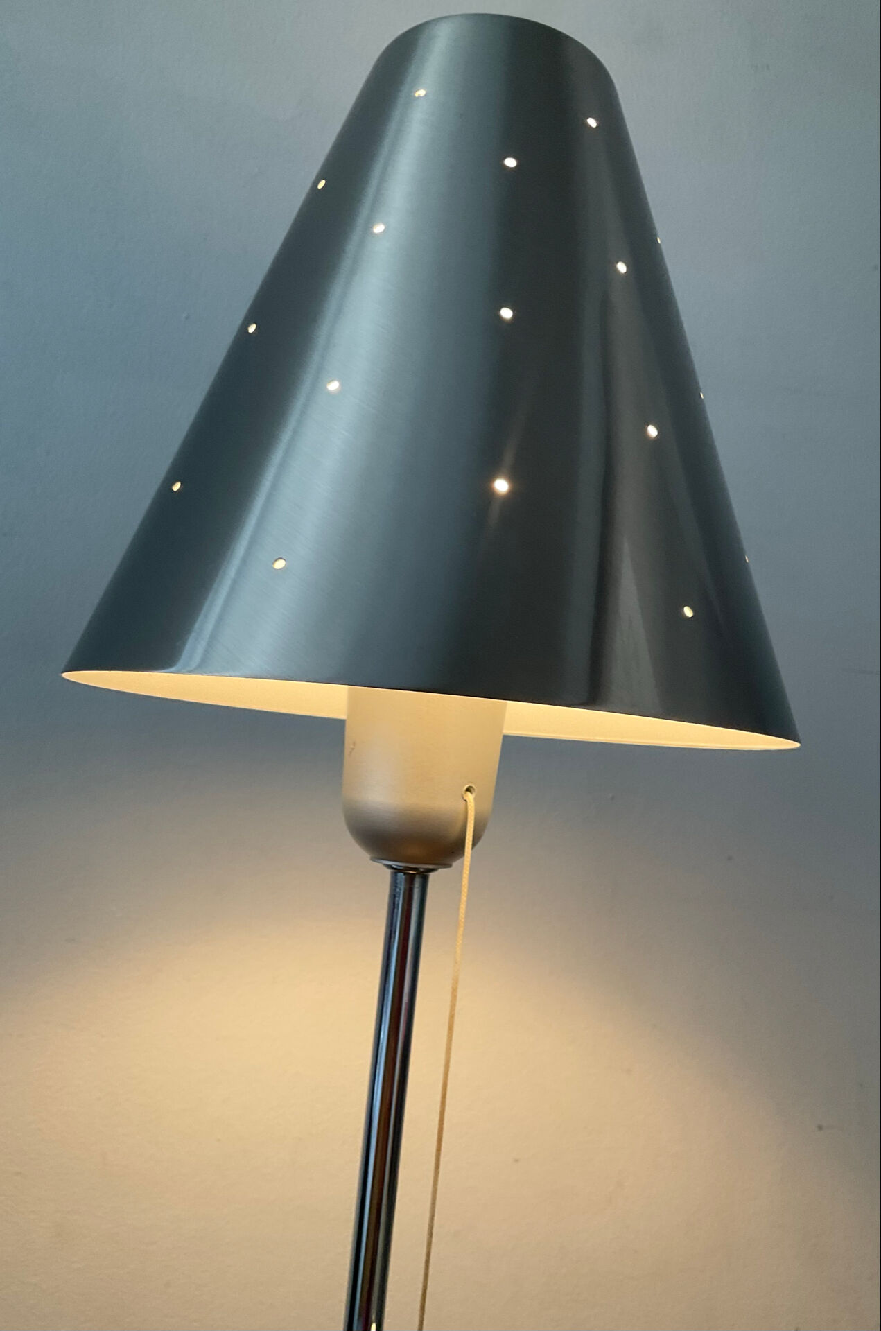 Brushed aluminium design lamp