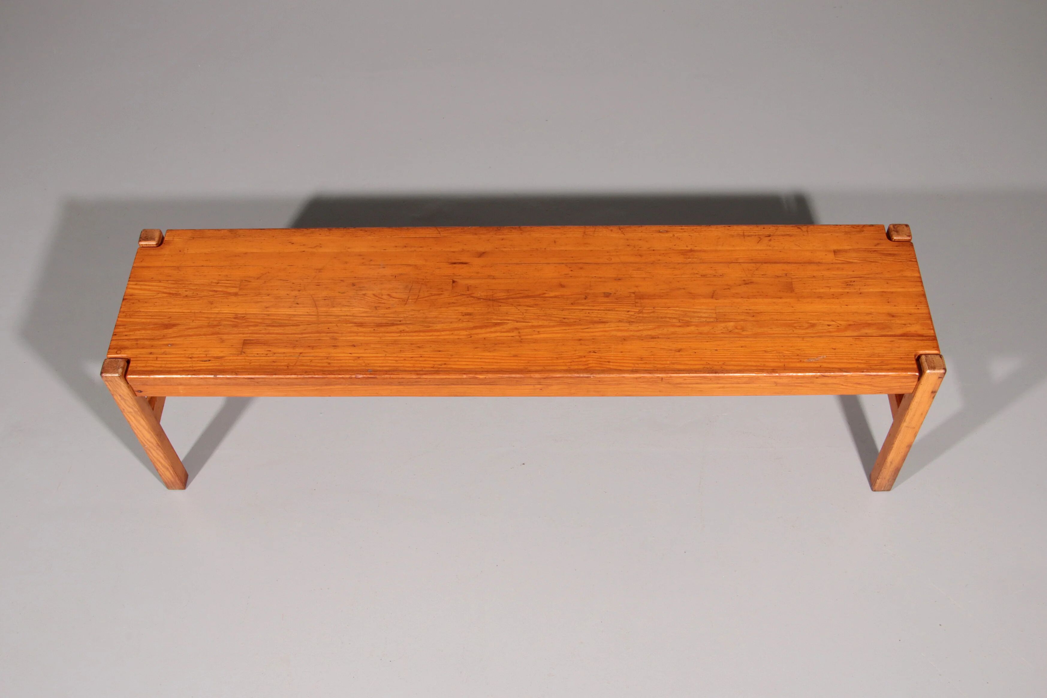 Banc en pin Ilmari Tapiovaara fabriqué en Scandinavie, 1960
