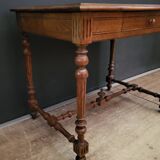 Louis XIII style desk writing table in solid wood in very good condition