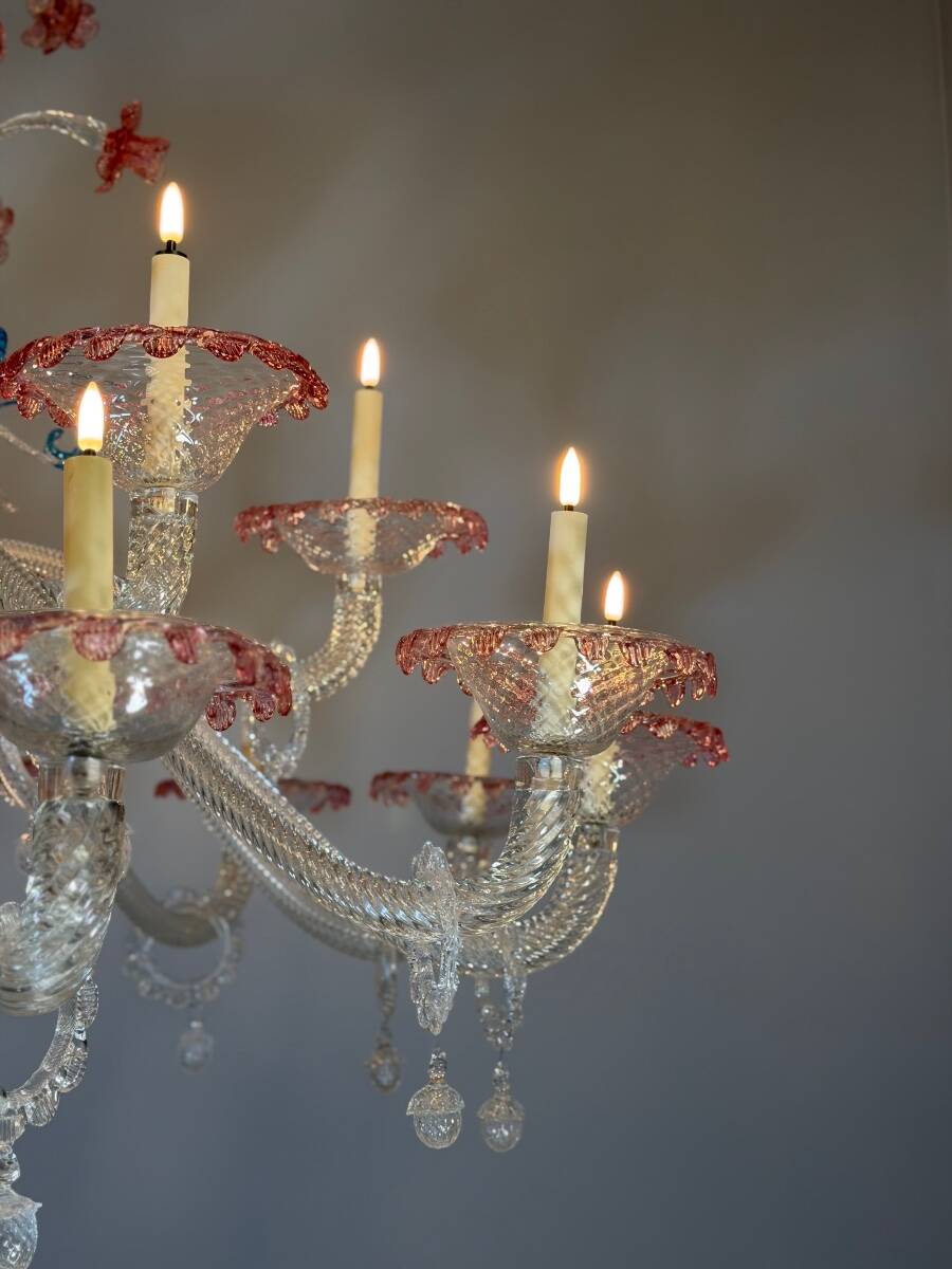 Grand Venetian chandelier in multicoloured Murano glass, circa 1920.