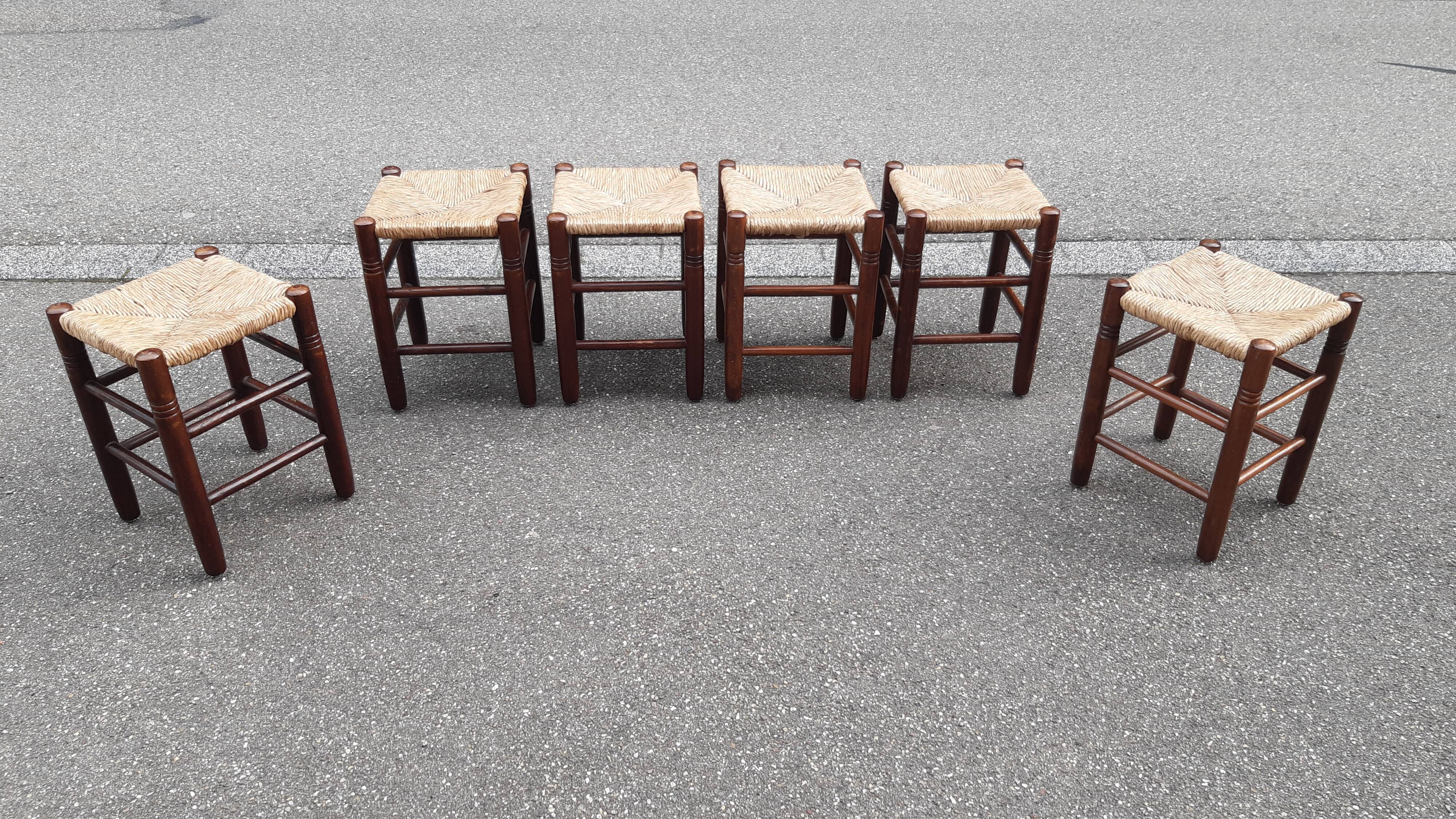Set of 6 straw stools