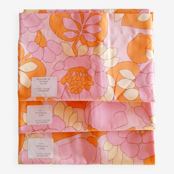 70s floral pillowcases