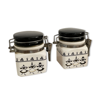 Spice pot with Breton décor