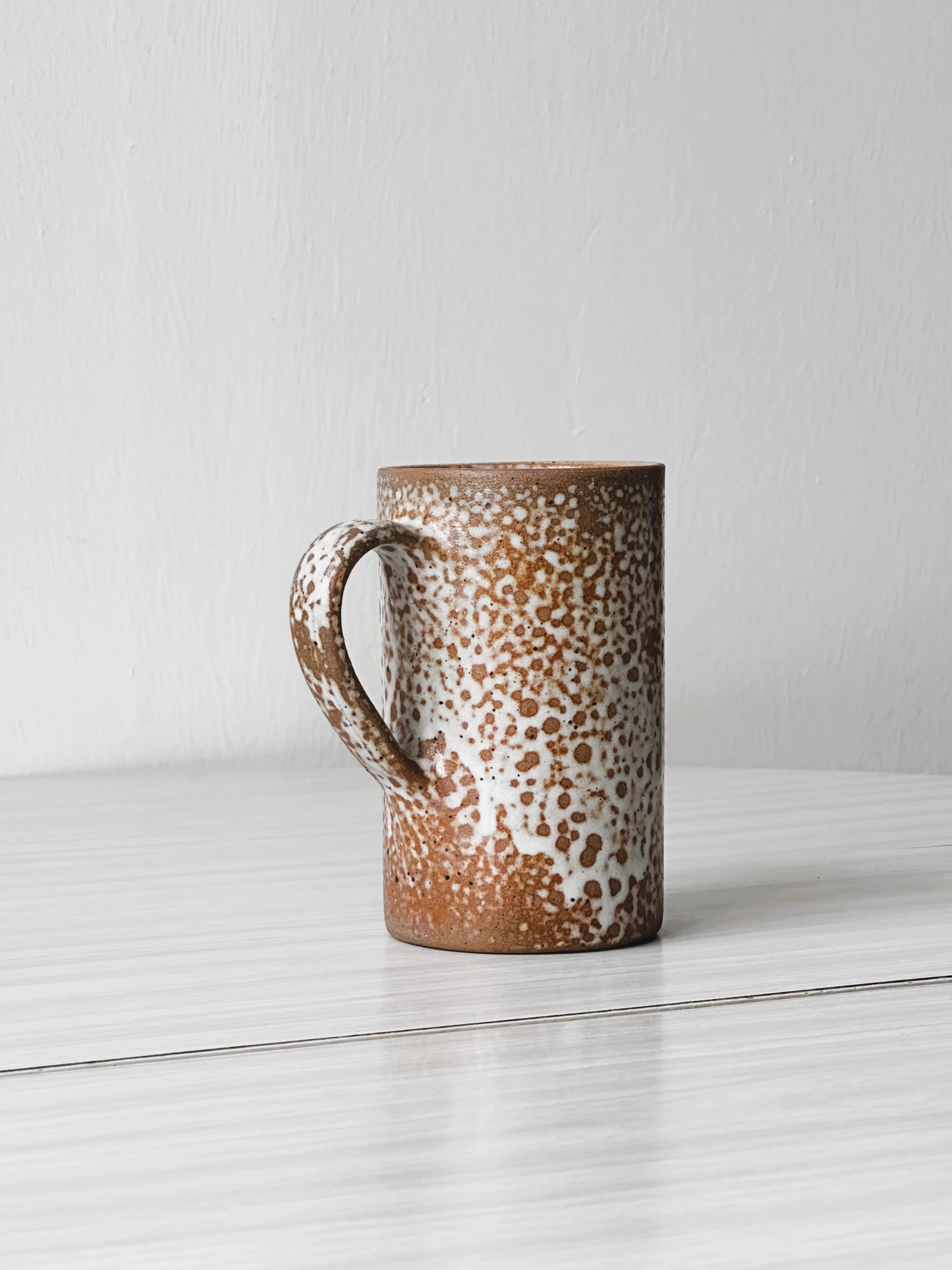 Ceramic mug.