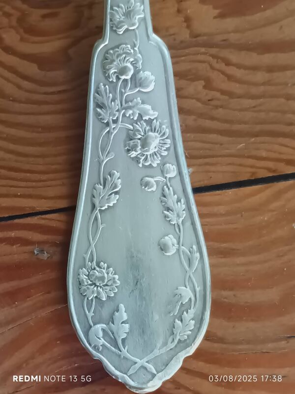 9 fourchettes métal argenté Art Nouveau 1900-1920 décor marguerites