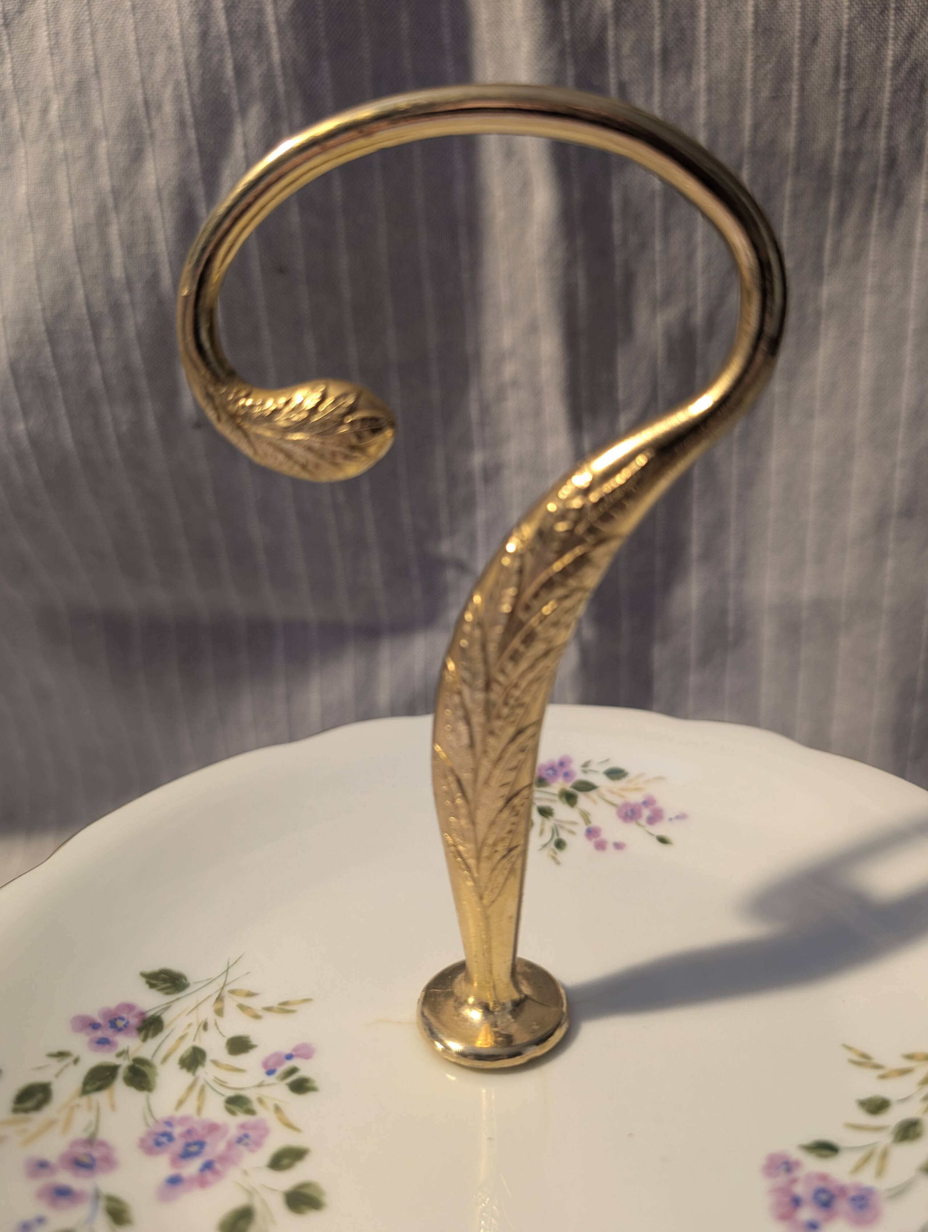 Vintage cake stand in Berry porcelain (CNP) - Violet decoration