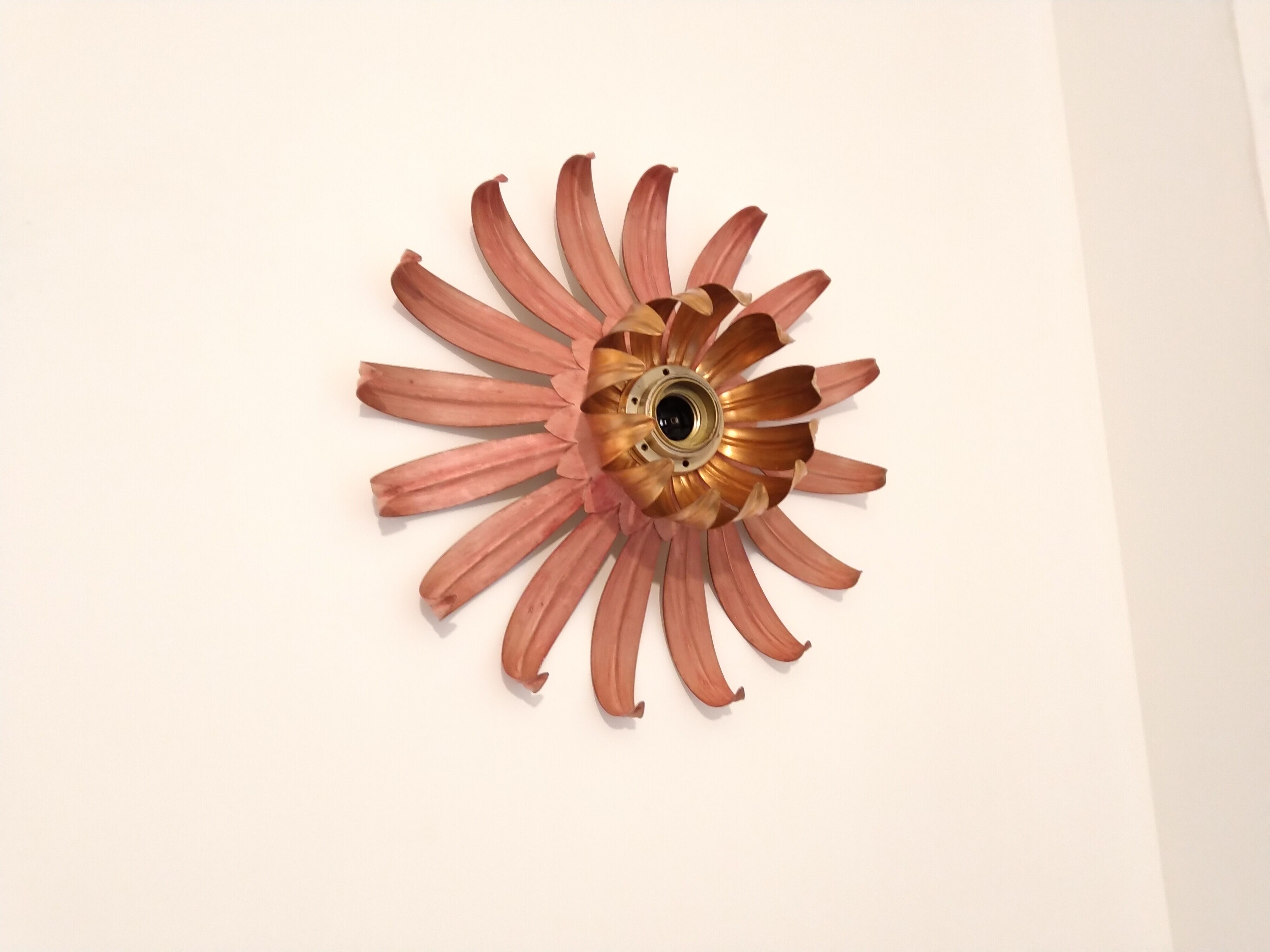 Flower sconce