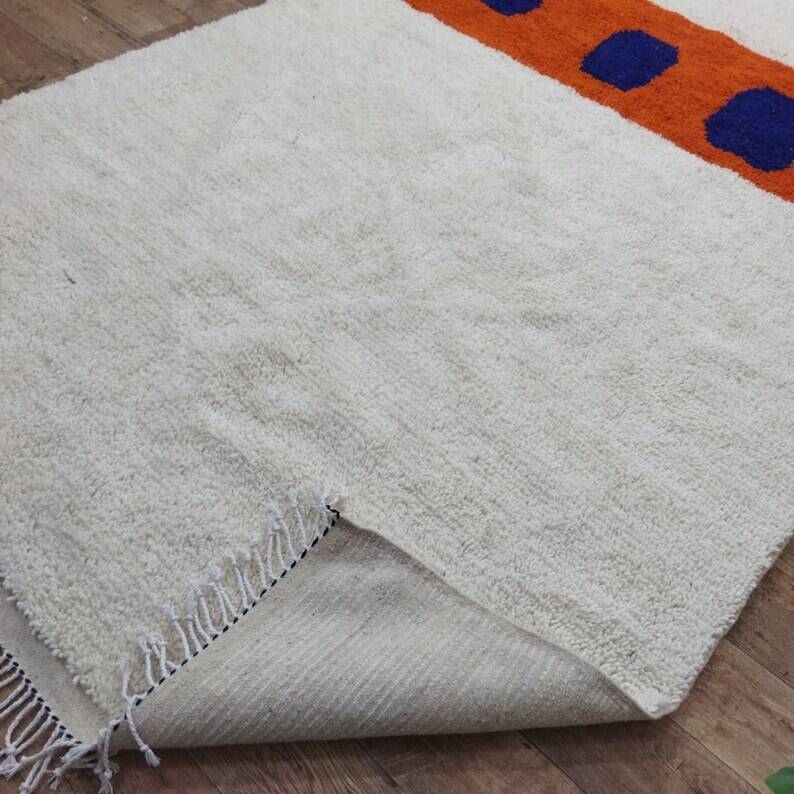 Moroccan wool rug 270cm x 140cm