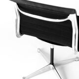 Eames aluminum group chair