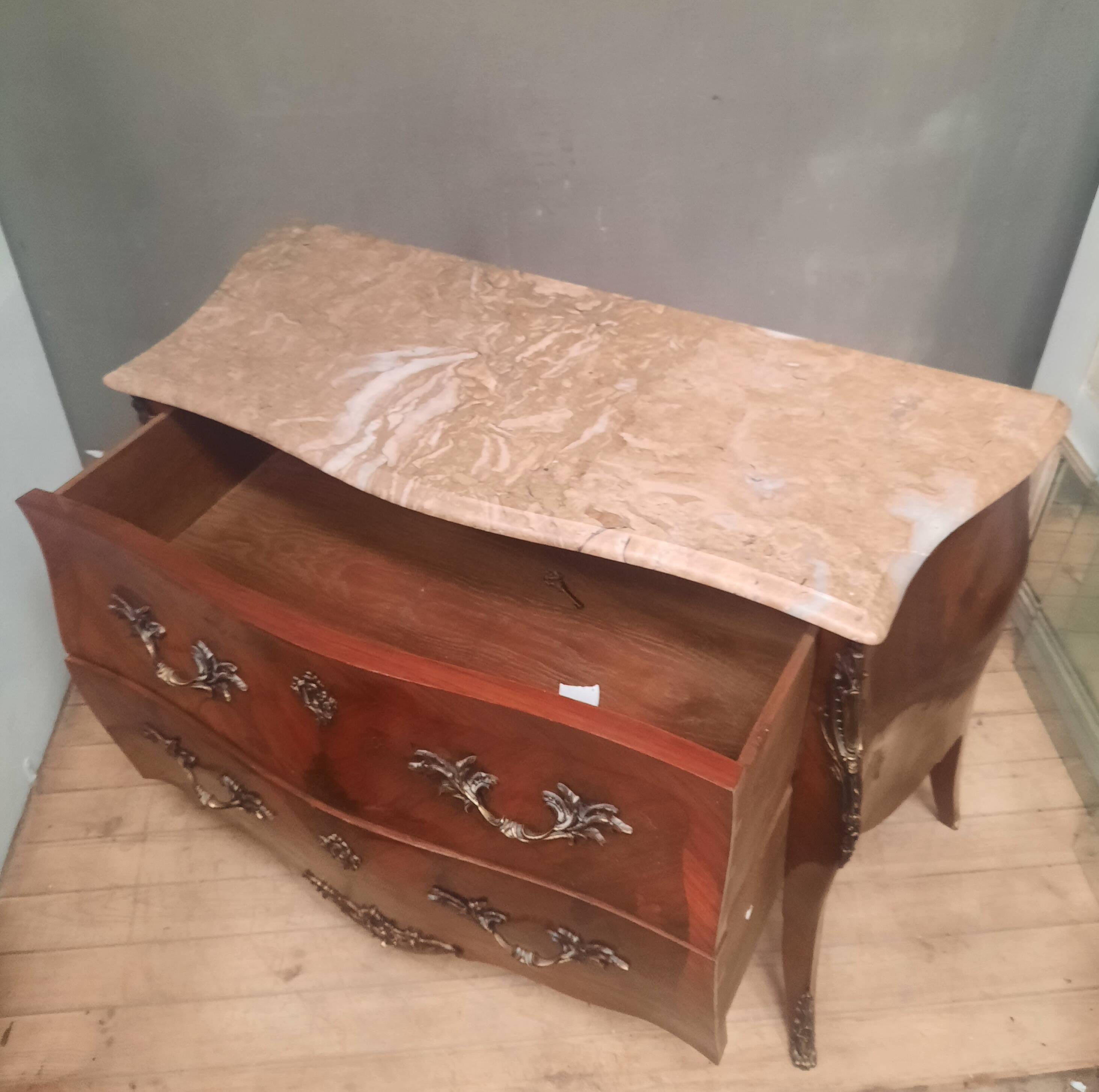 Louis XV style chest of drawers with floral marquetry