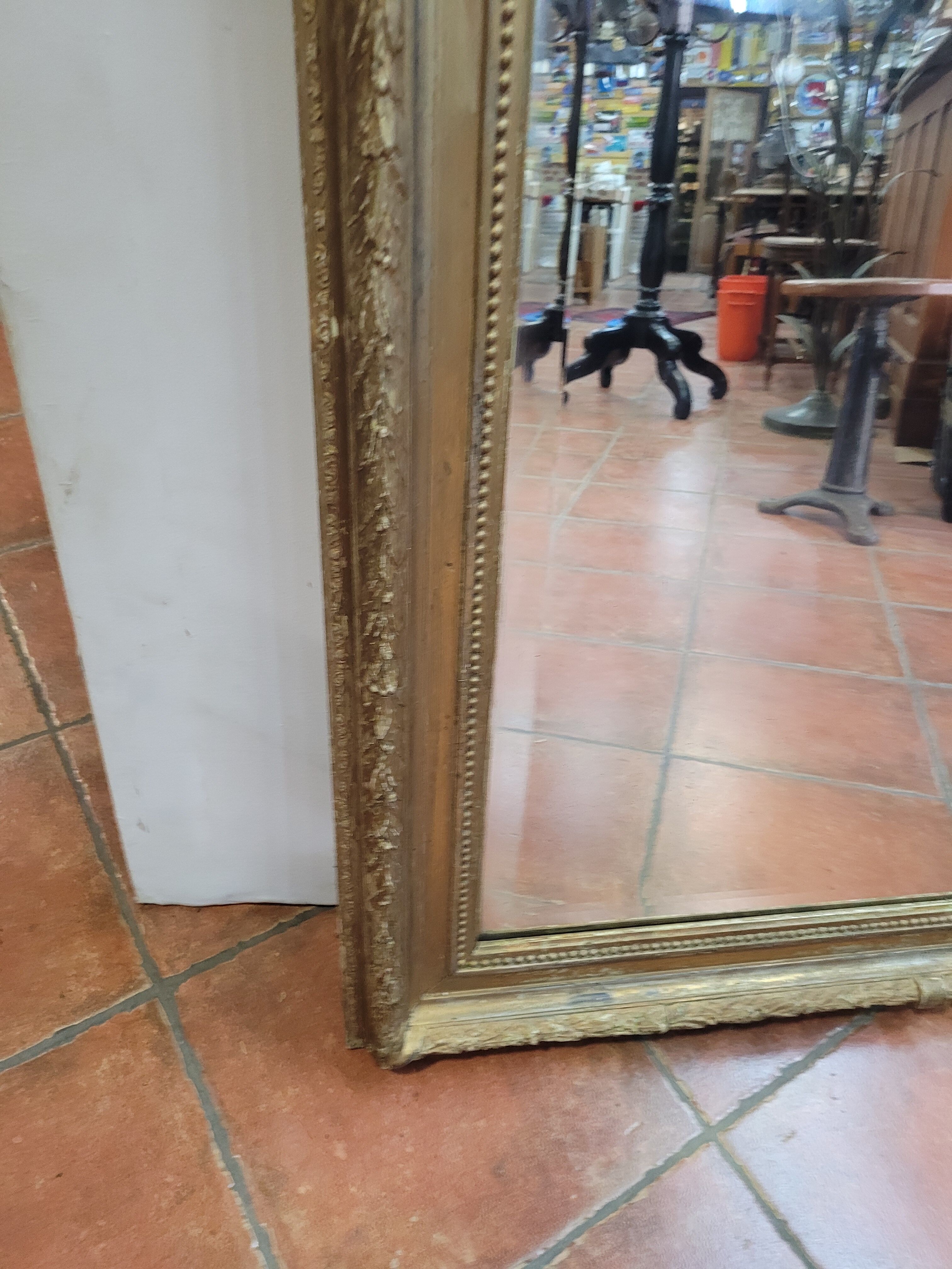 Old beveled mirror 153/91cms