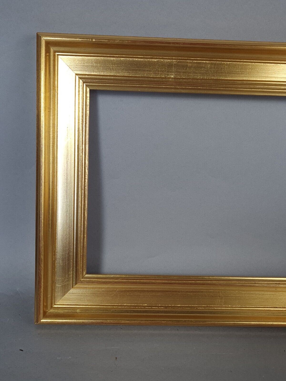 Frame hollow edges gilded wood gold leaf 39x29 cm, foliage 30x20 cm SB