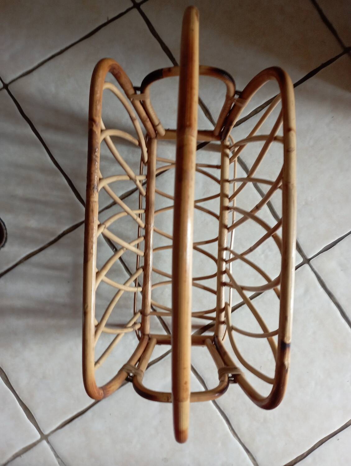 Bamboo magazine rack