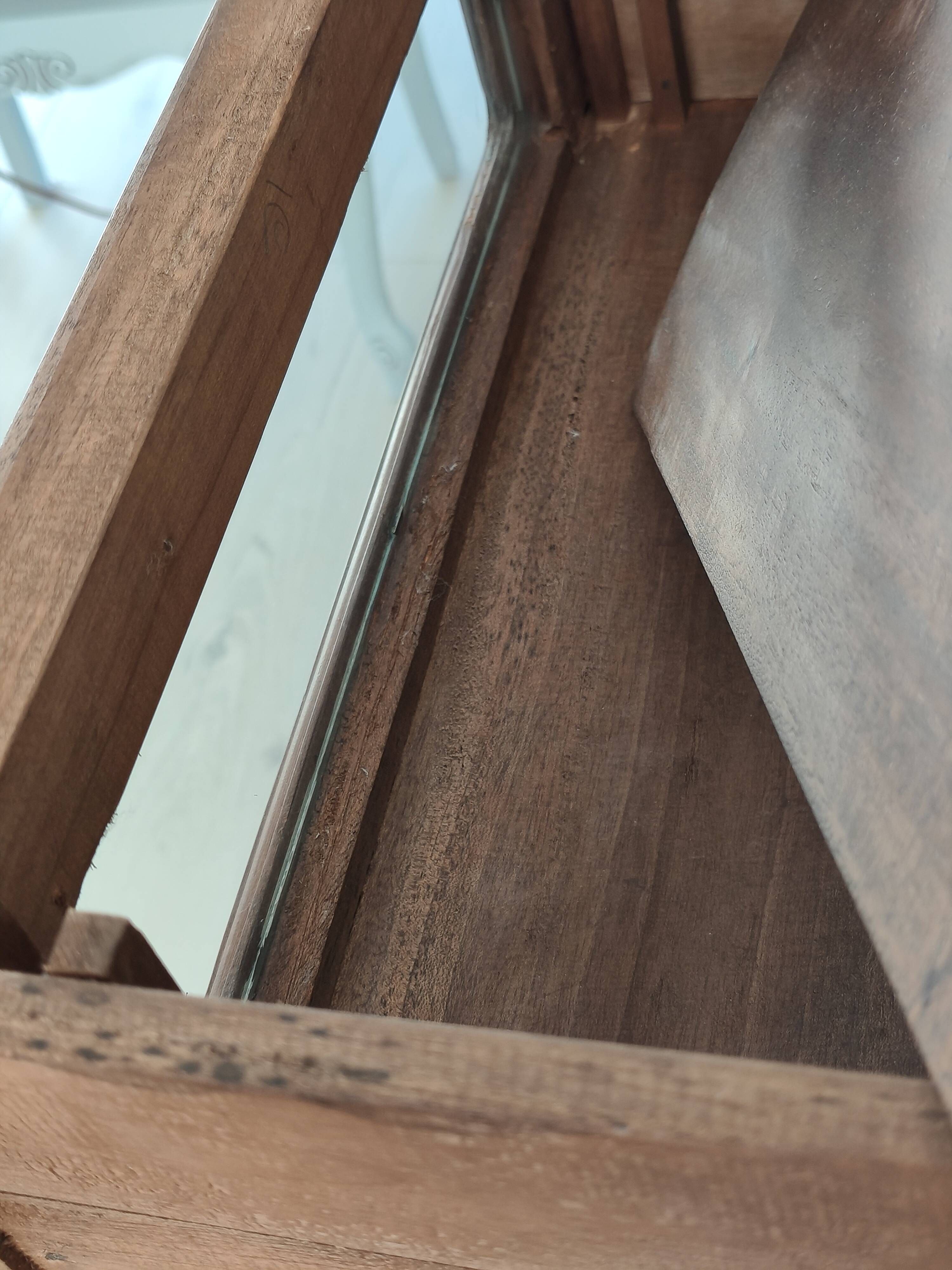 Meuble en bois ancien a 3 tiroirs esprit brocante chic