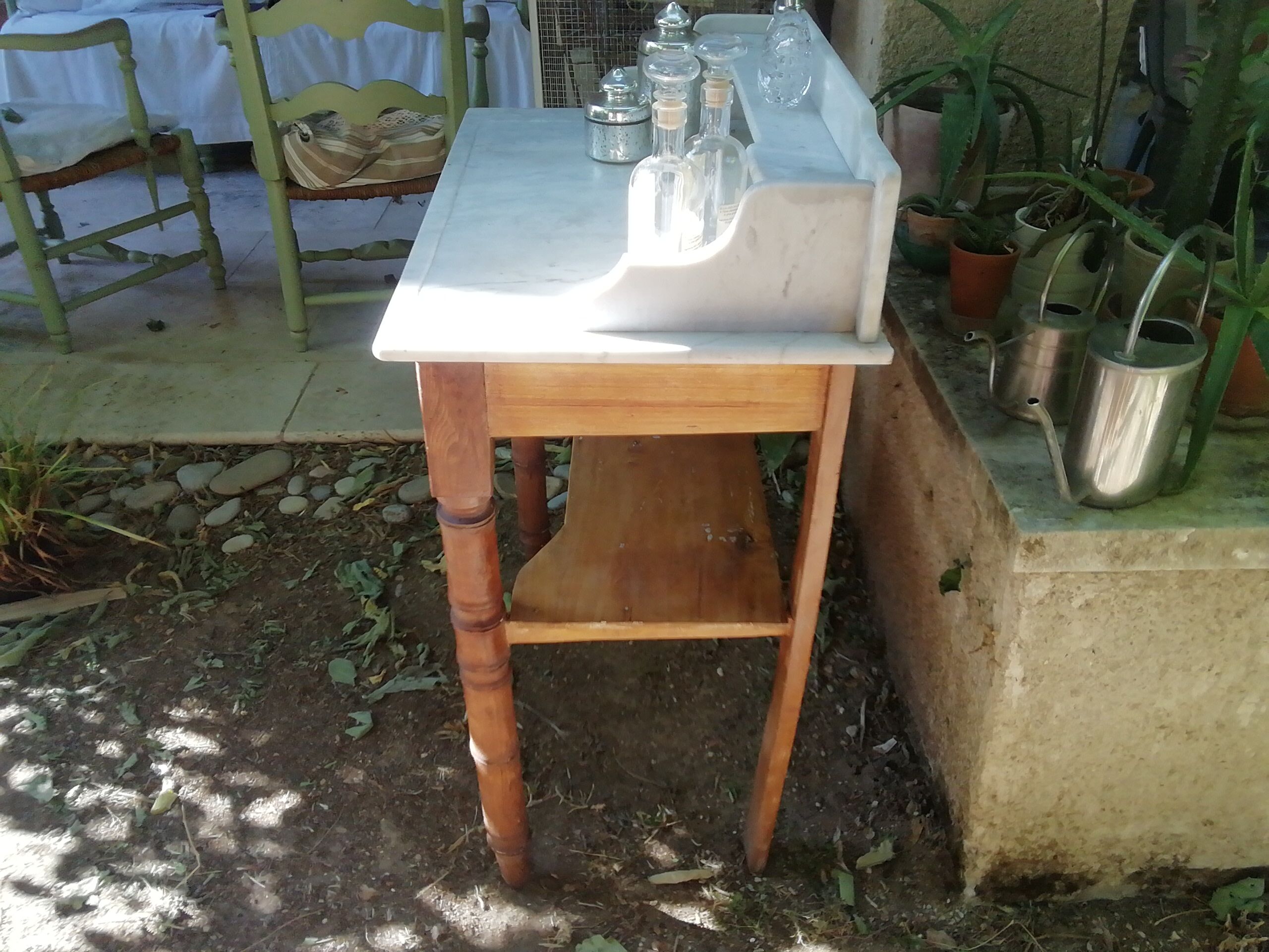 Marble and pine dressing table