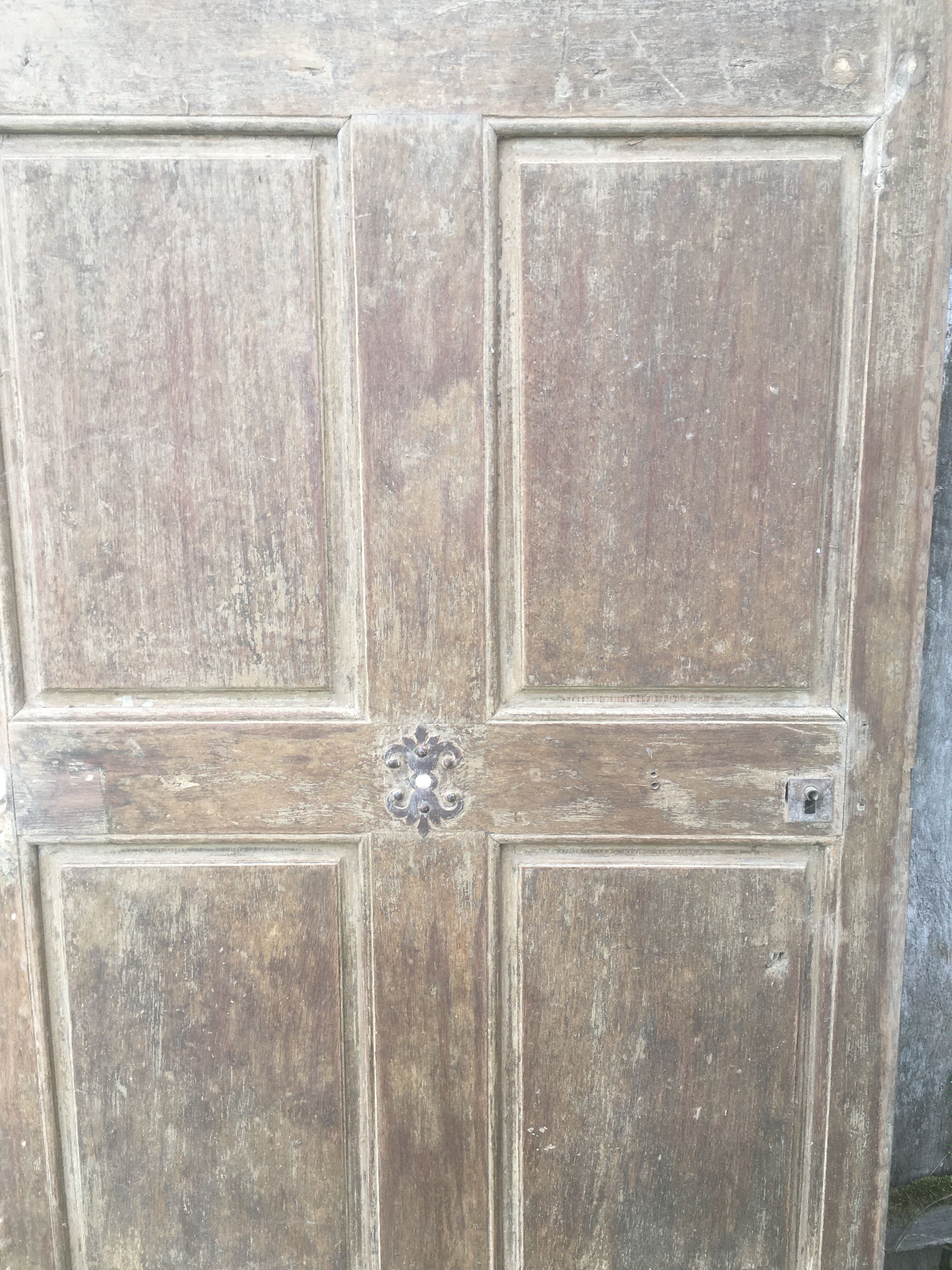 Old oak door from Burgundy