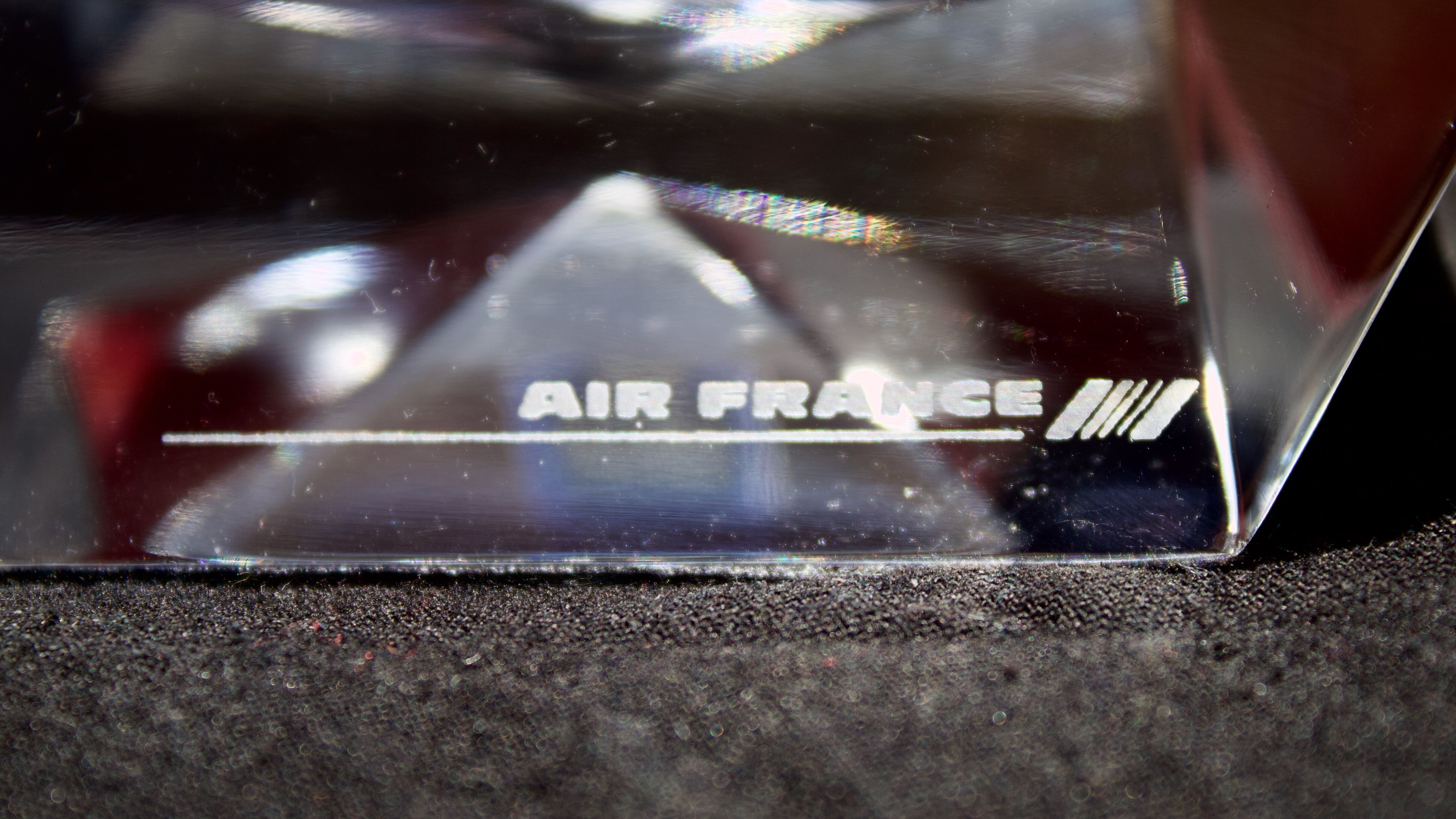 Ancient sevre crystal ashtray Air France 1970