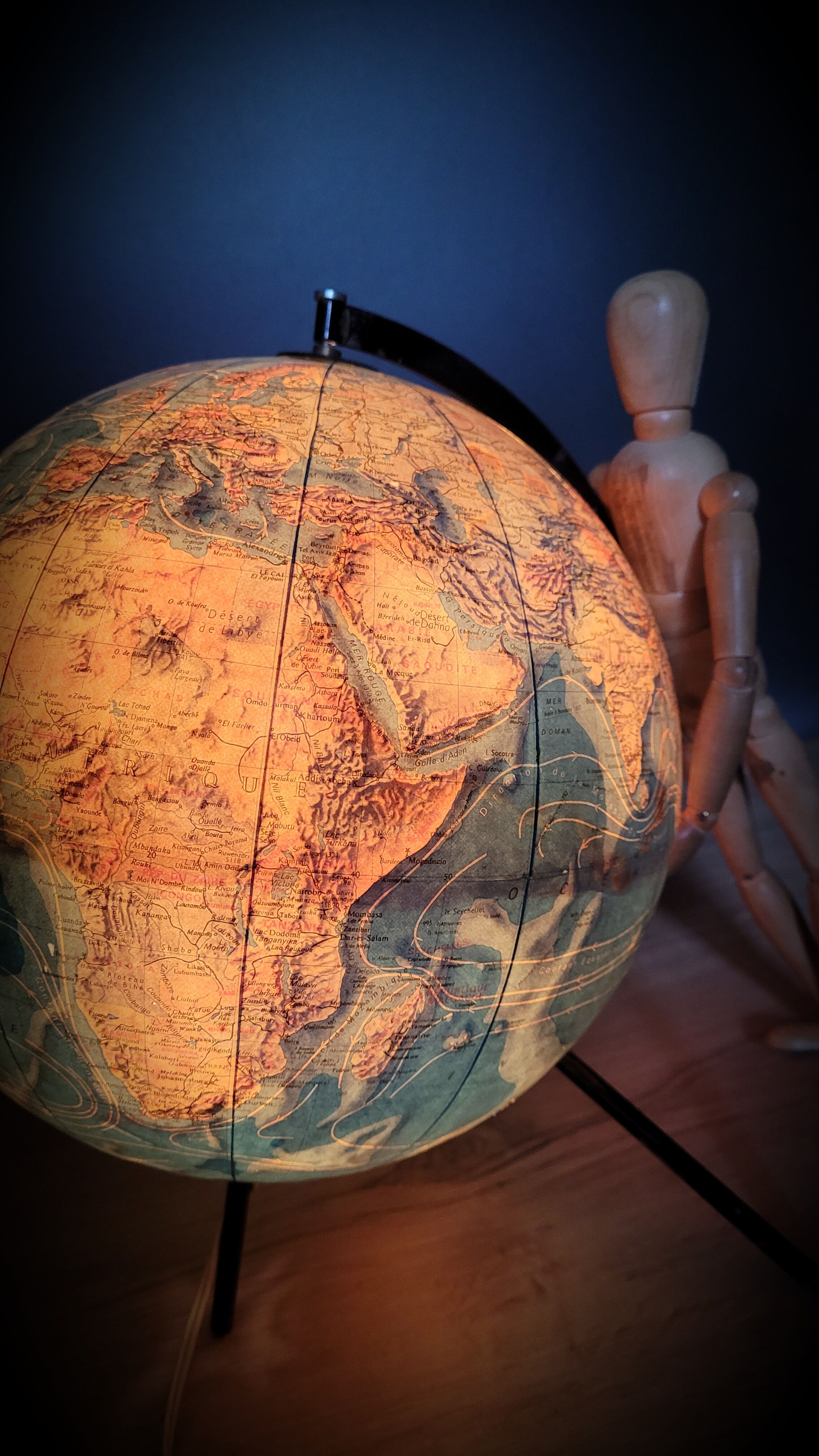 Taride World Map 1977