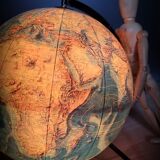 Taride World Map 1977