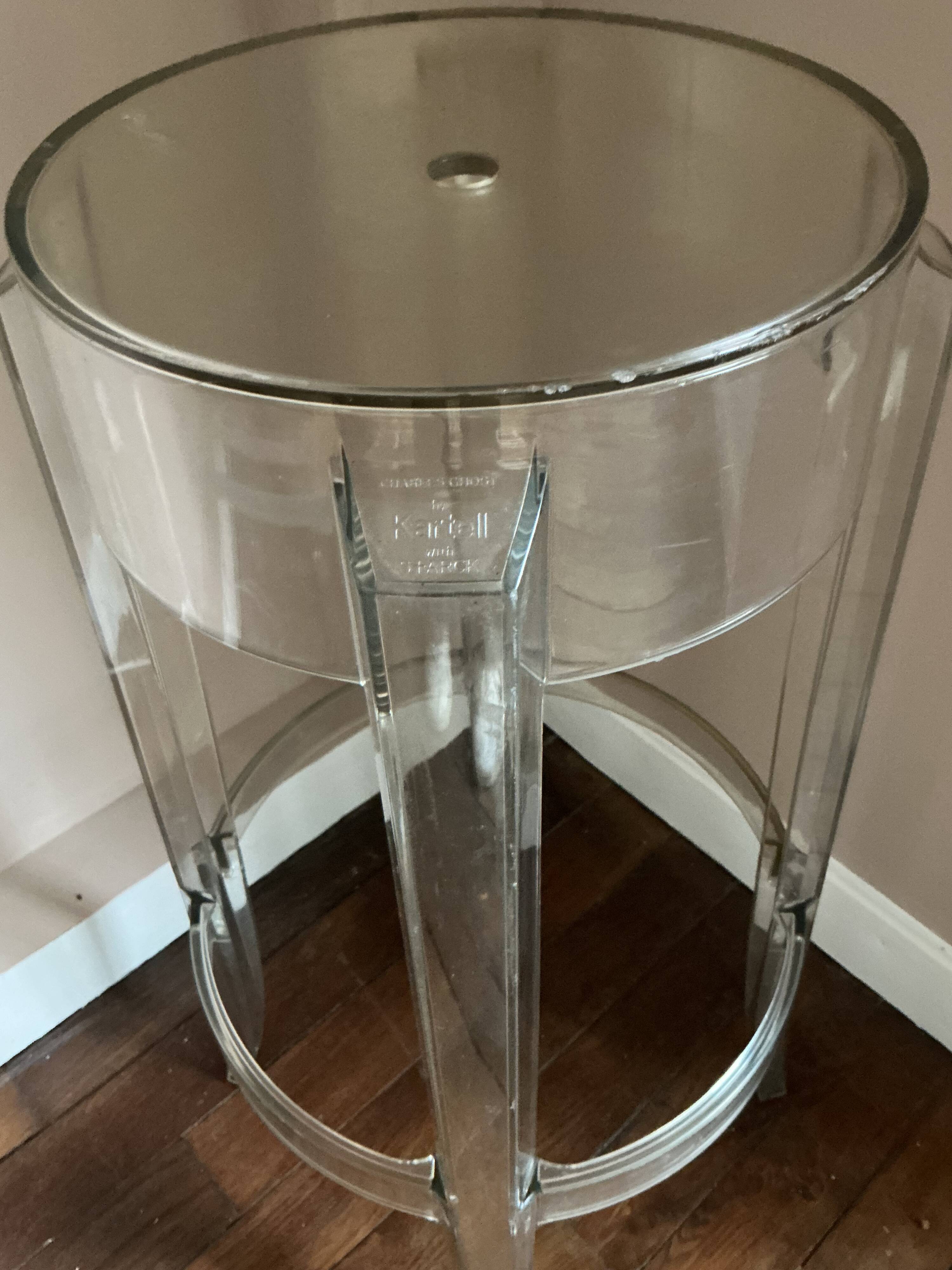 Tabouret Kartell - Charles Ghost - Philippe Starck 2005