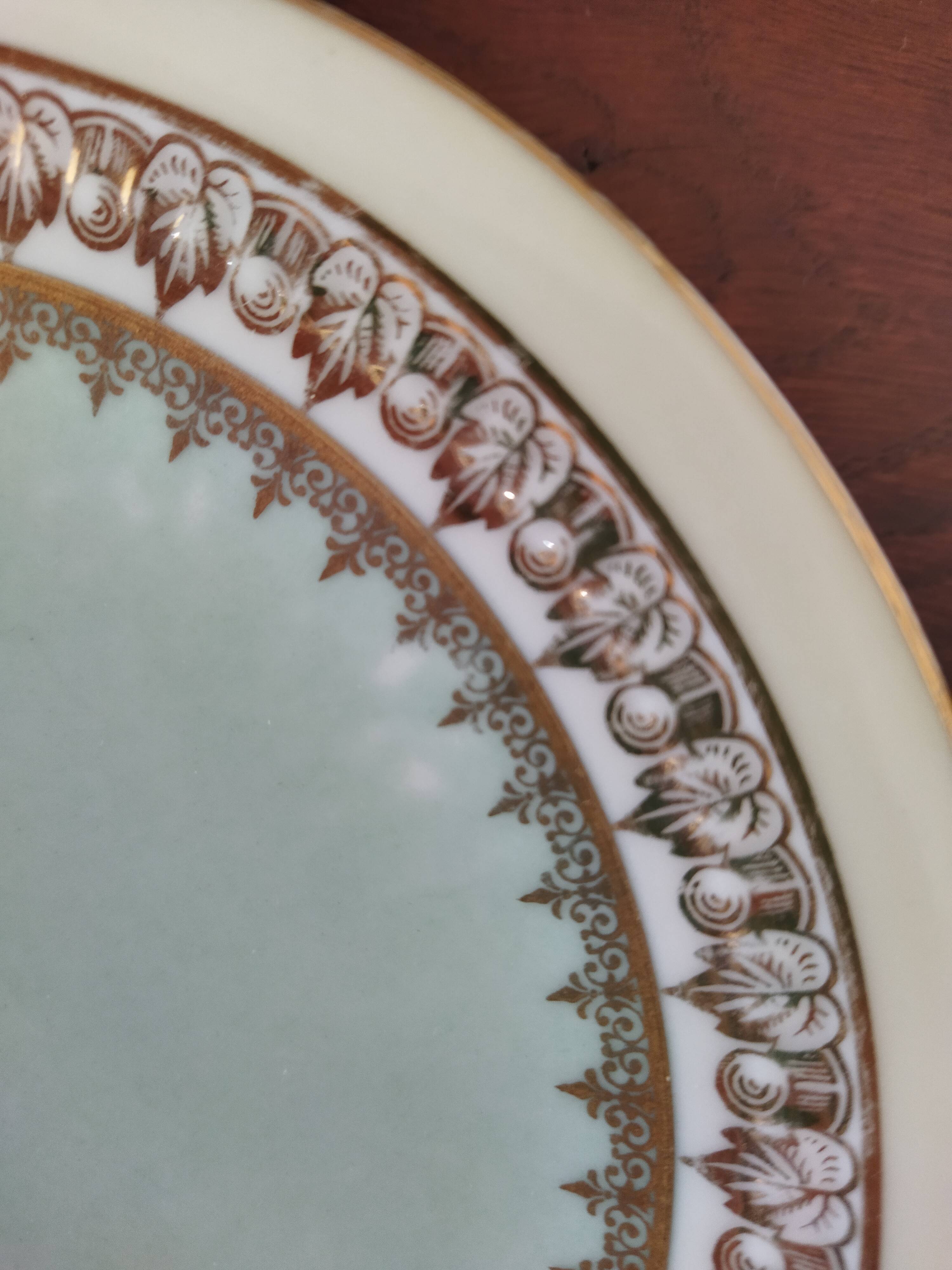 Platter and 11 dessert plates in Chapus Frères Limoges porcelain