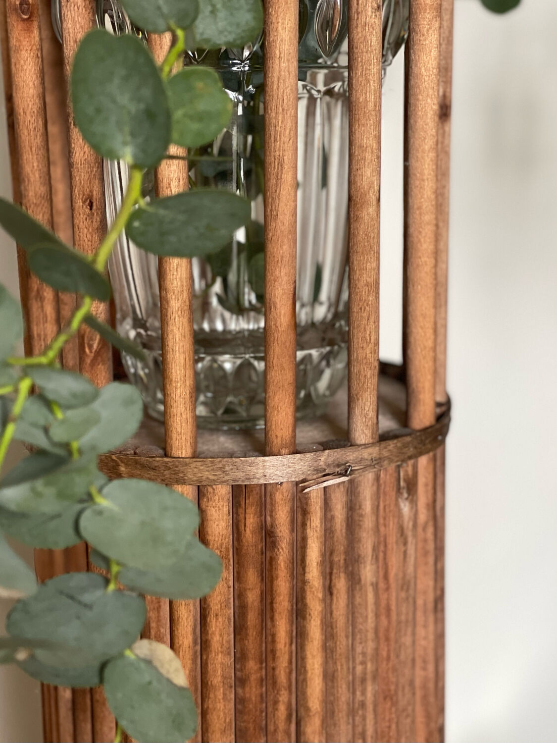 Rattan plant holder