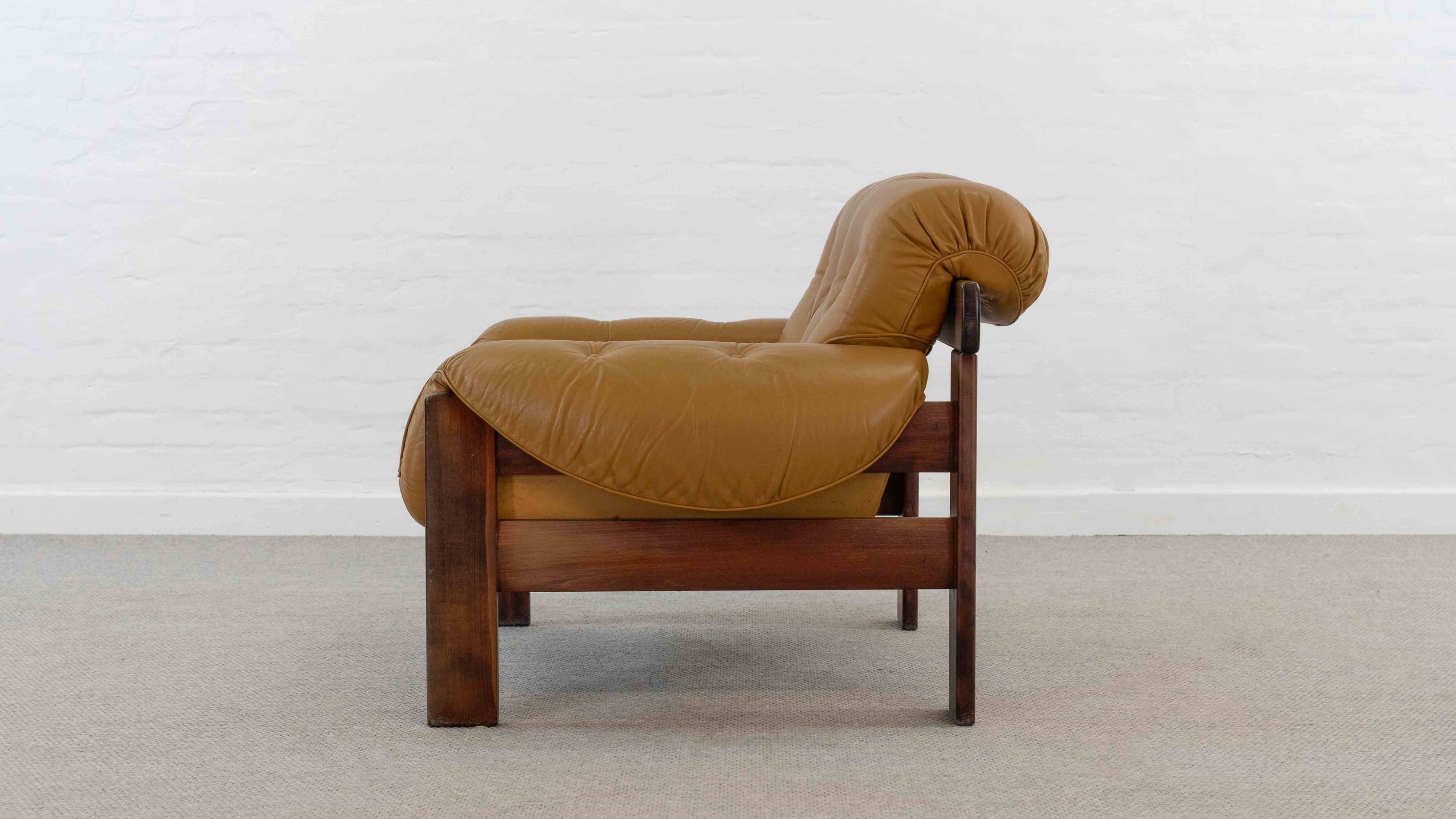 Brazilian Style Leather Seating Group