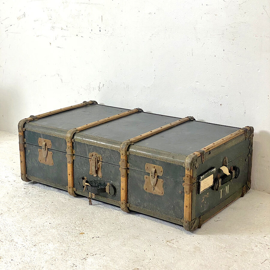 Travel trunk 50s