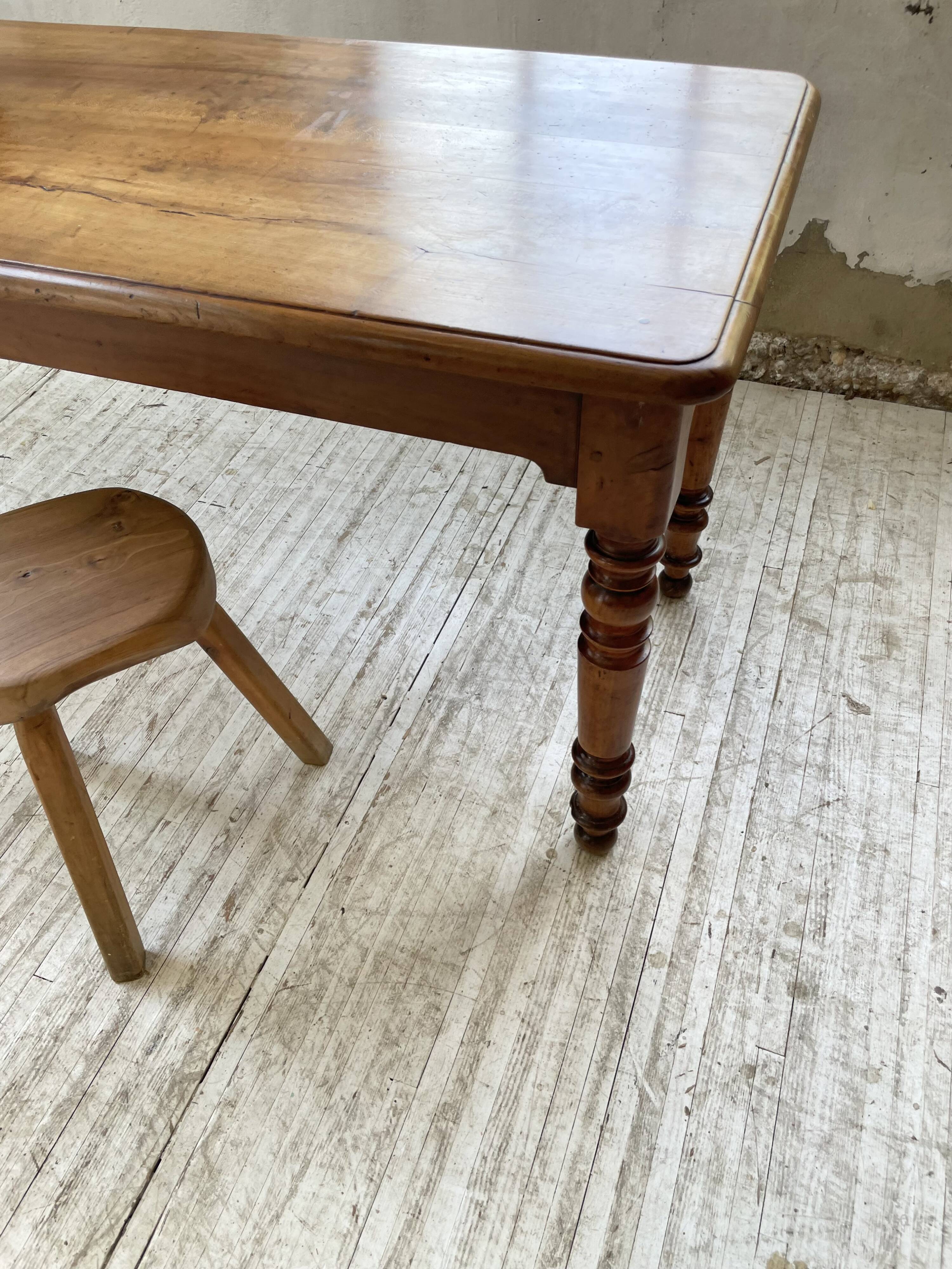 Walnut farm table 185 cm