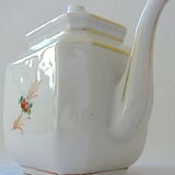 Rectangular teapot in Paris porcelain captioned "Friendship"
