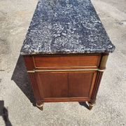 Louis xvi mahogany chest of drawers with 3 drawers from the 19th century