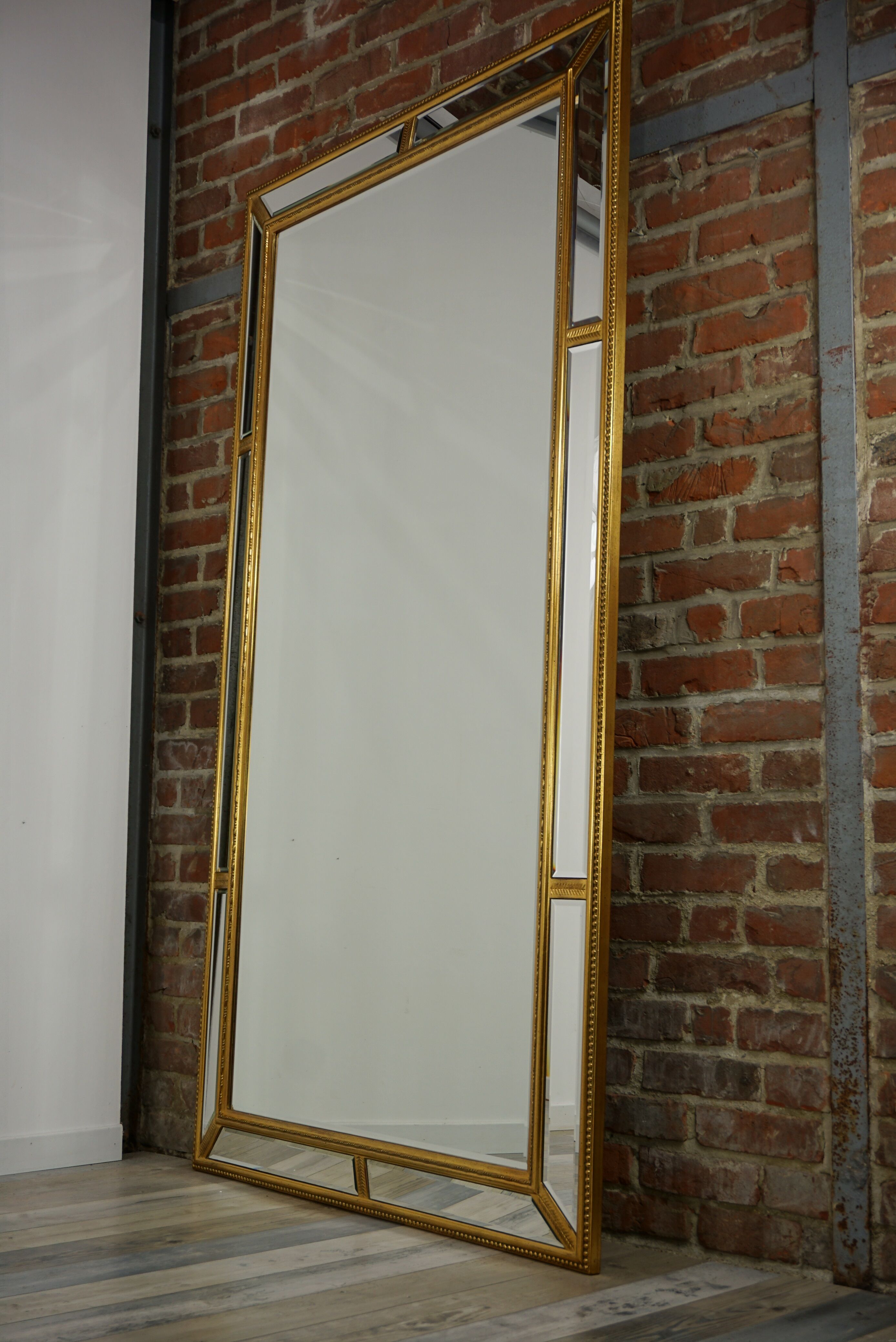 Bevelled and close-to-close mirror 109x194cm