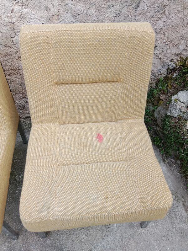 Paire de fauteuils vintages