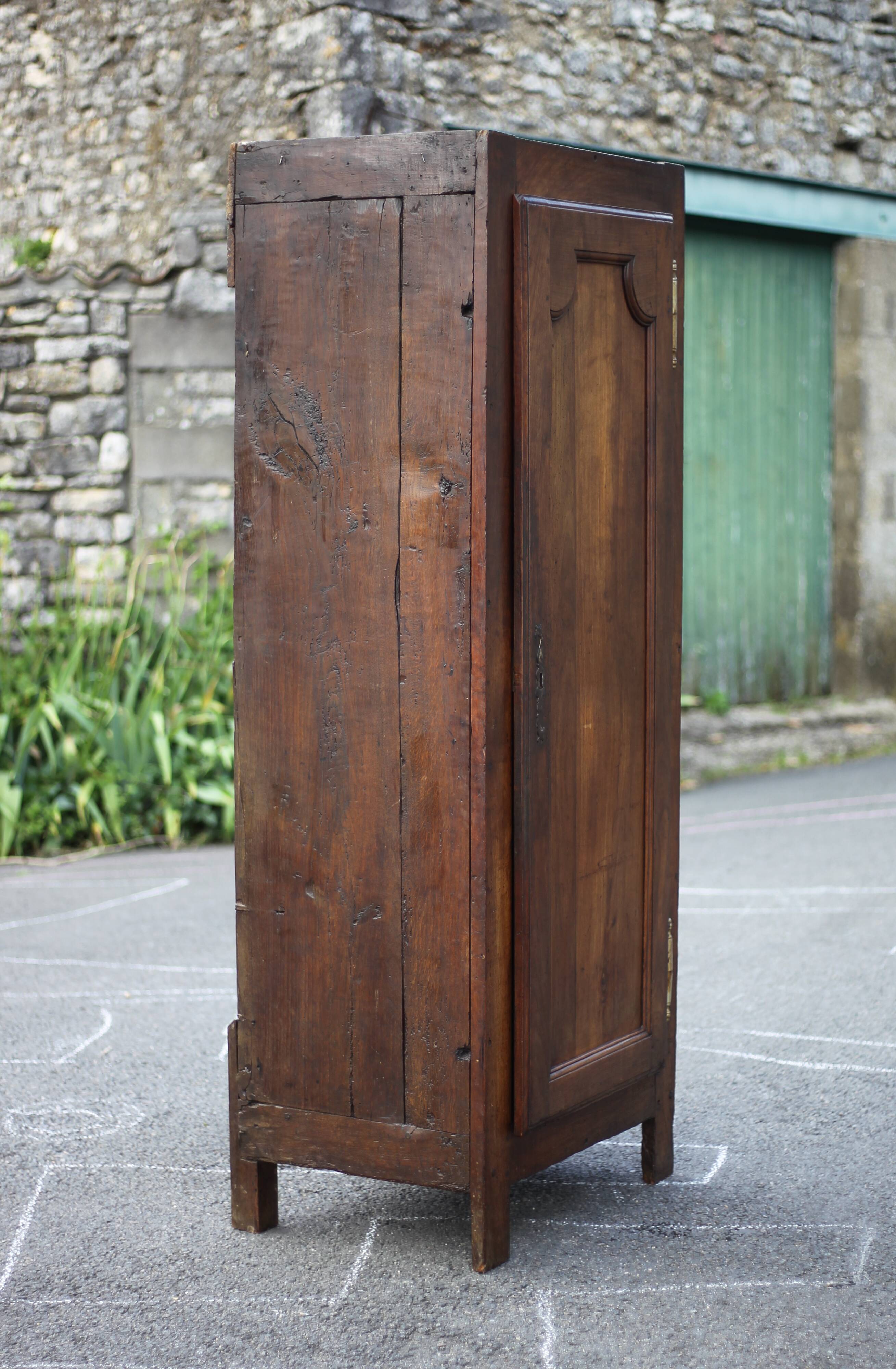 Old wardrobe, 1-door wooden wardrobe, old hosiery, storage unit, brutalist, 19th century