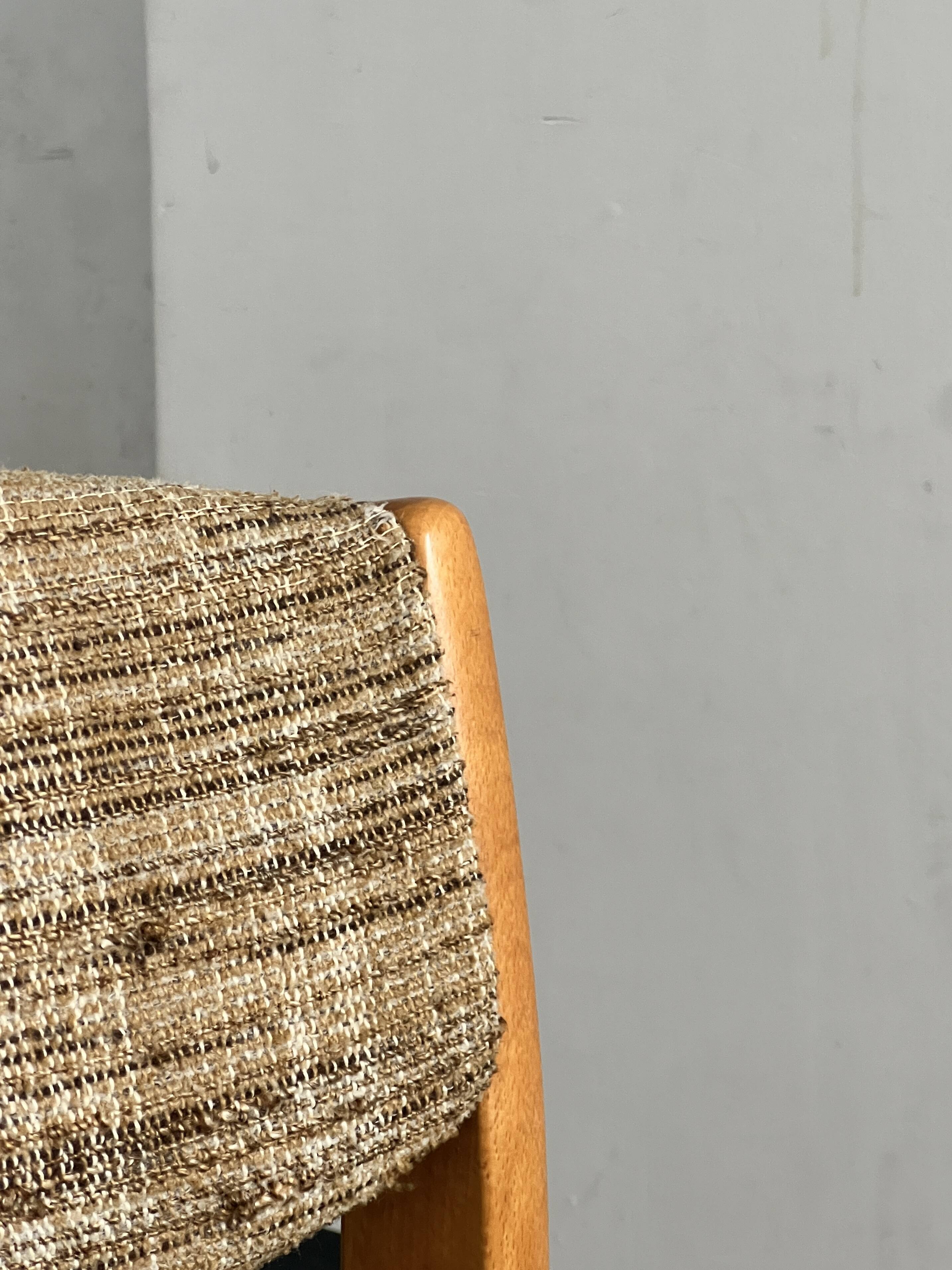 Set of 6 mid-century chairs in honey wood and tweed, 1970 design by dlg Regain.