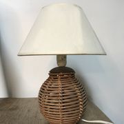 Paire de pieds de lampes vintage en rotin